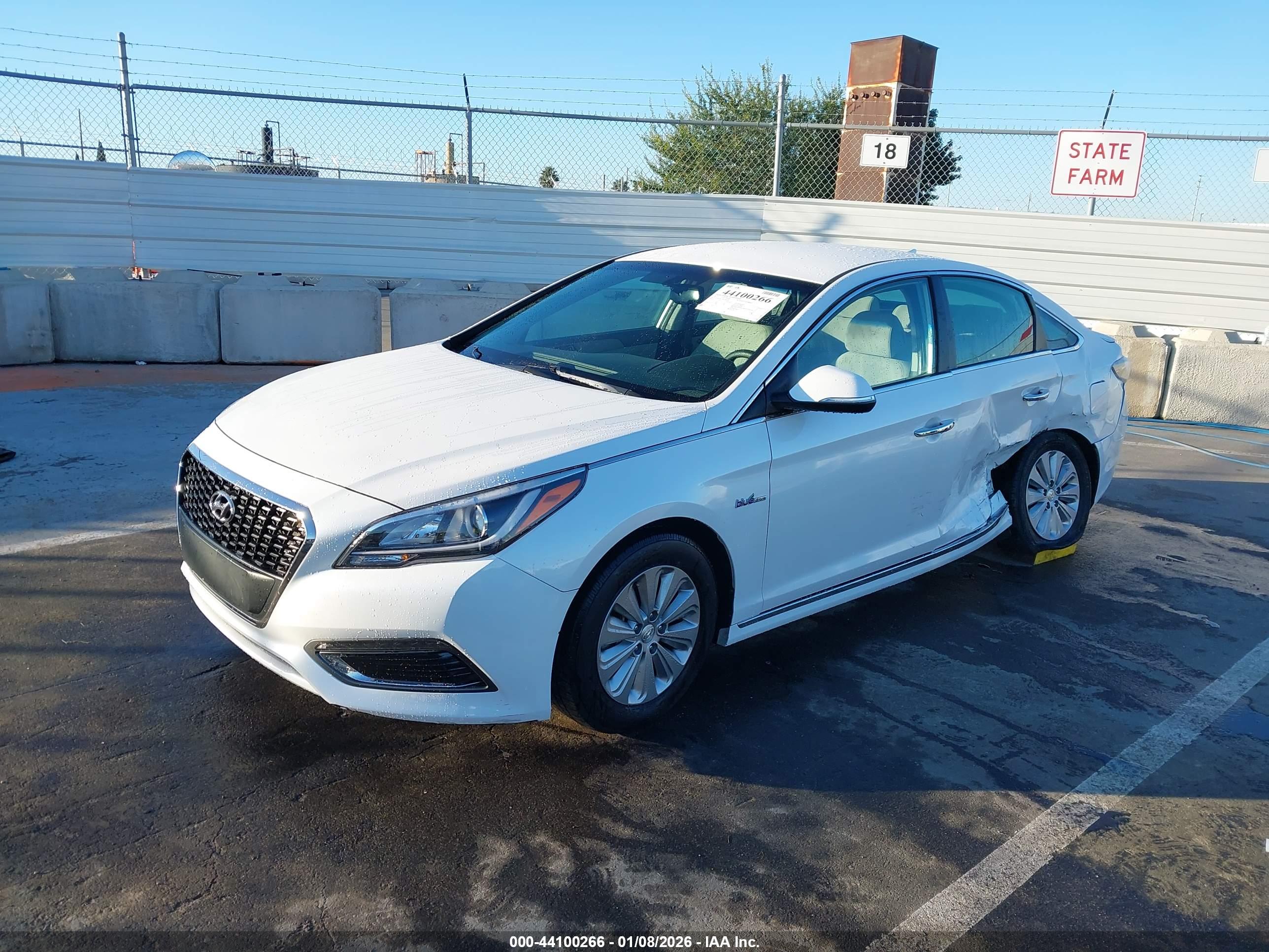 HYUNDAI SONATA image 2