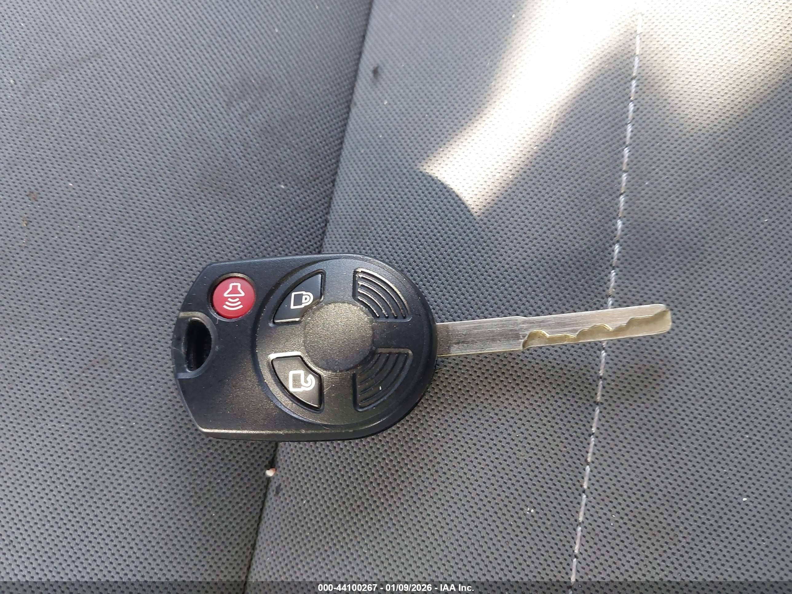 FORD ESCAPE image 11