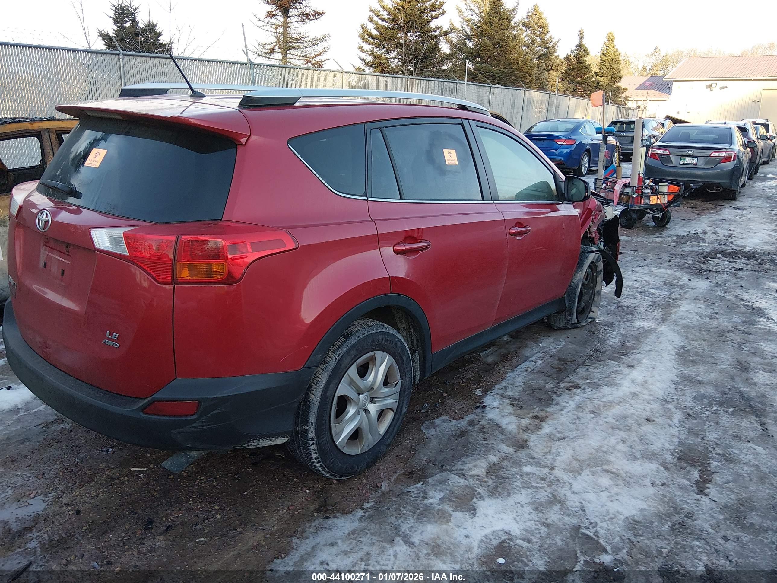 TOYOTA RAV4 image 4