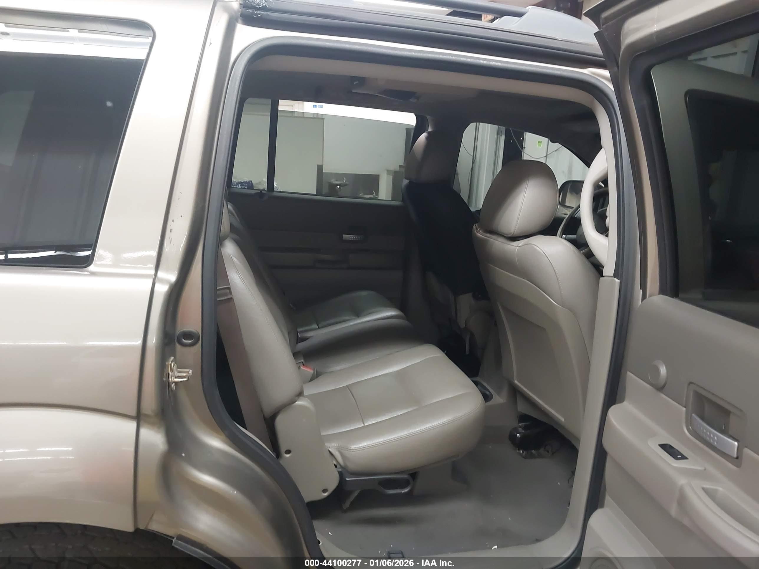 DODGE DURANGO image 8