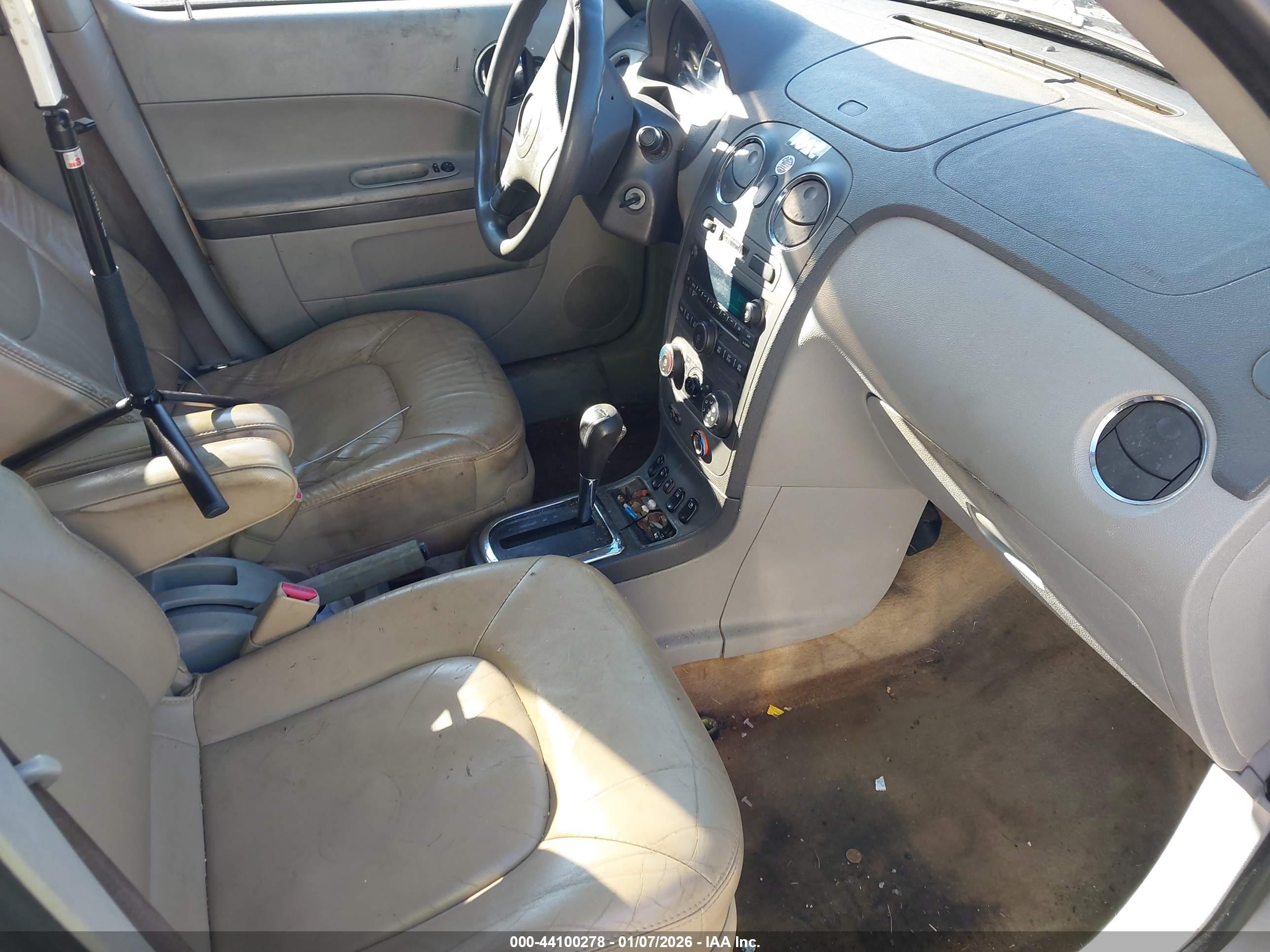 CHEVROLET HHR image 5