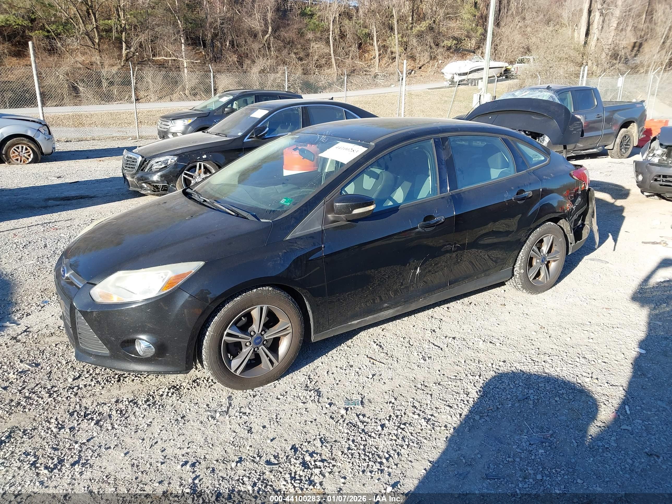 FORD FOCUS image 2