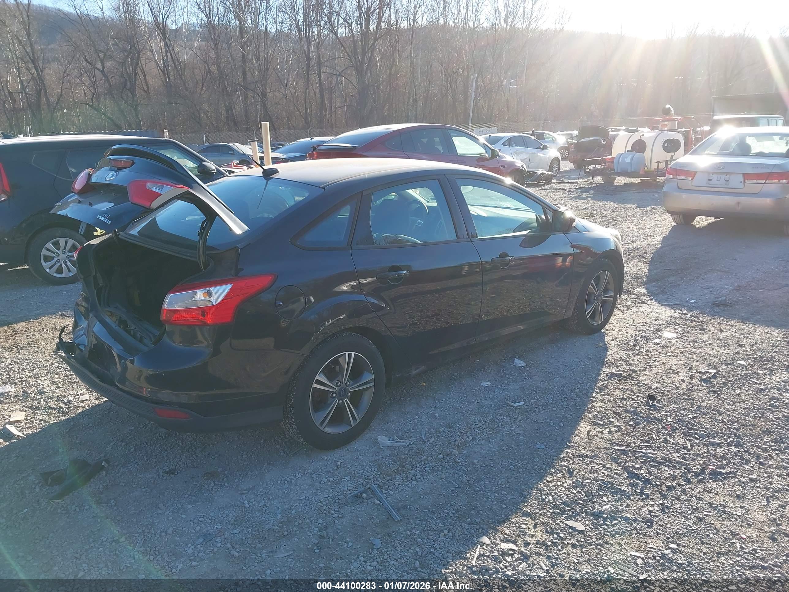FORD FOCUS image 4