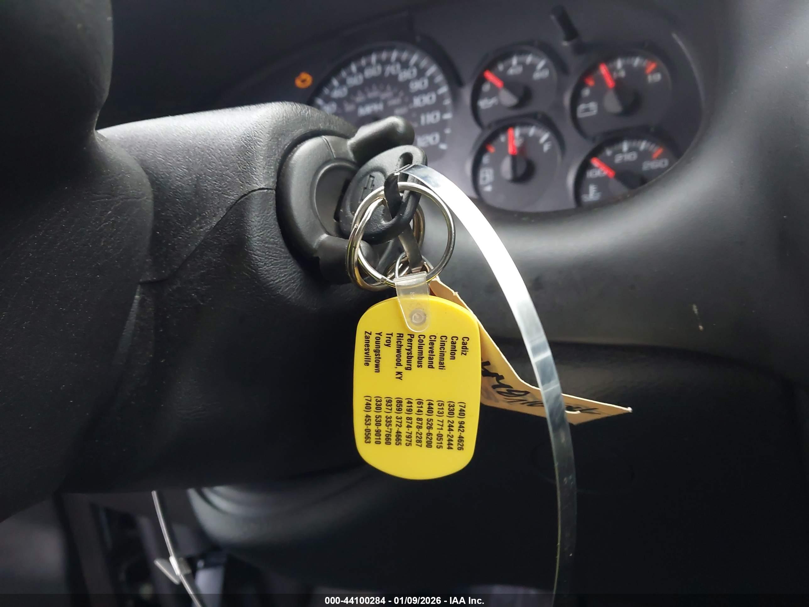 CHEVROLET TRAILBLAZER image 11