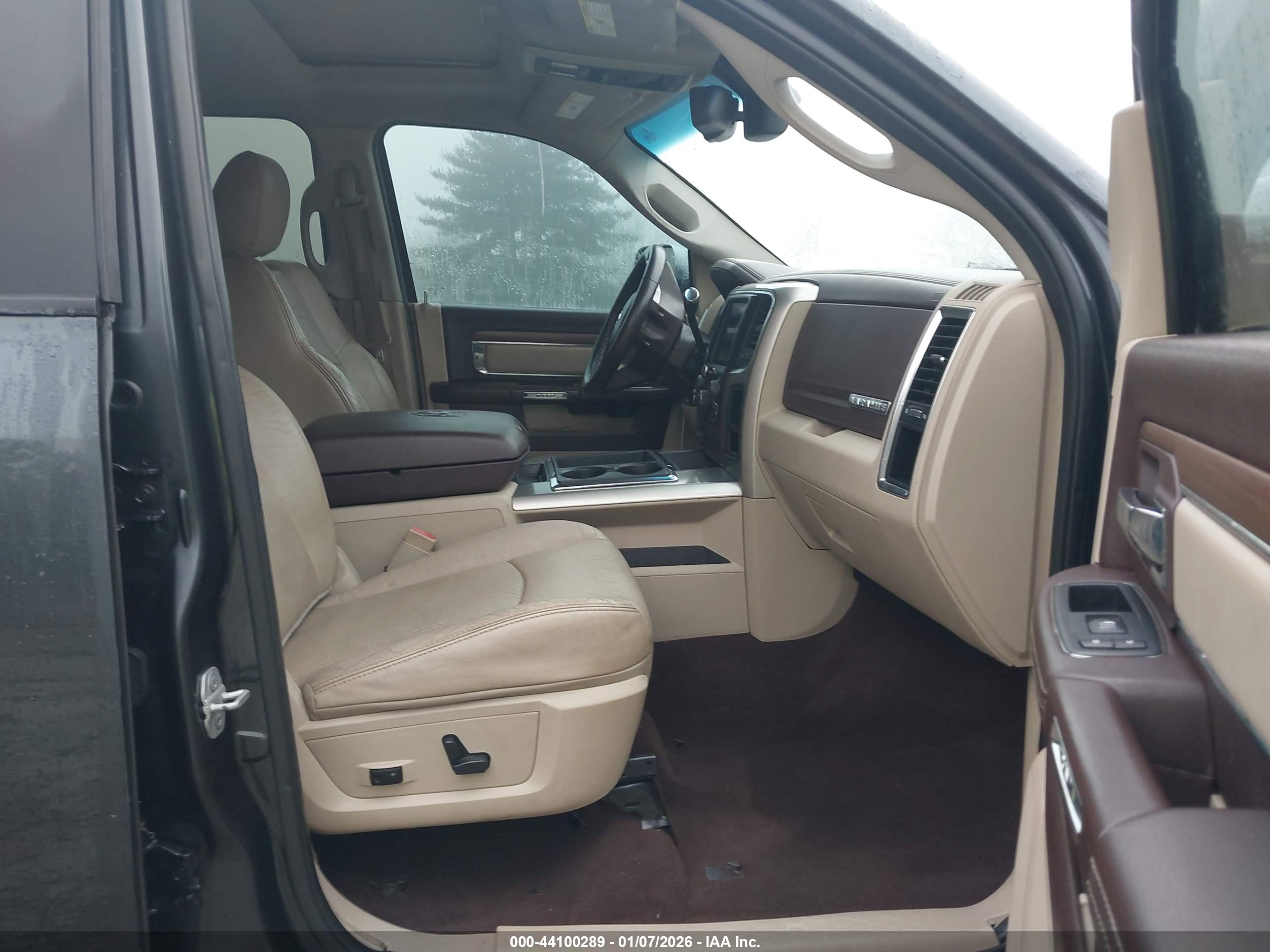 RAM 2500 image 5