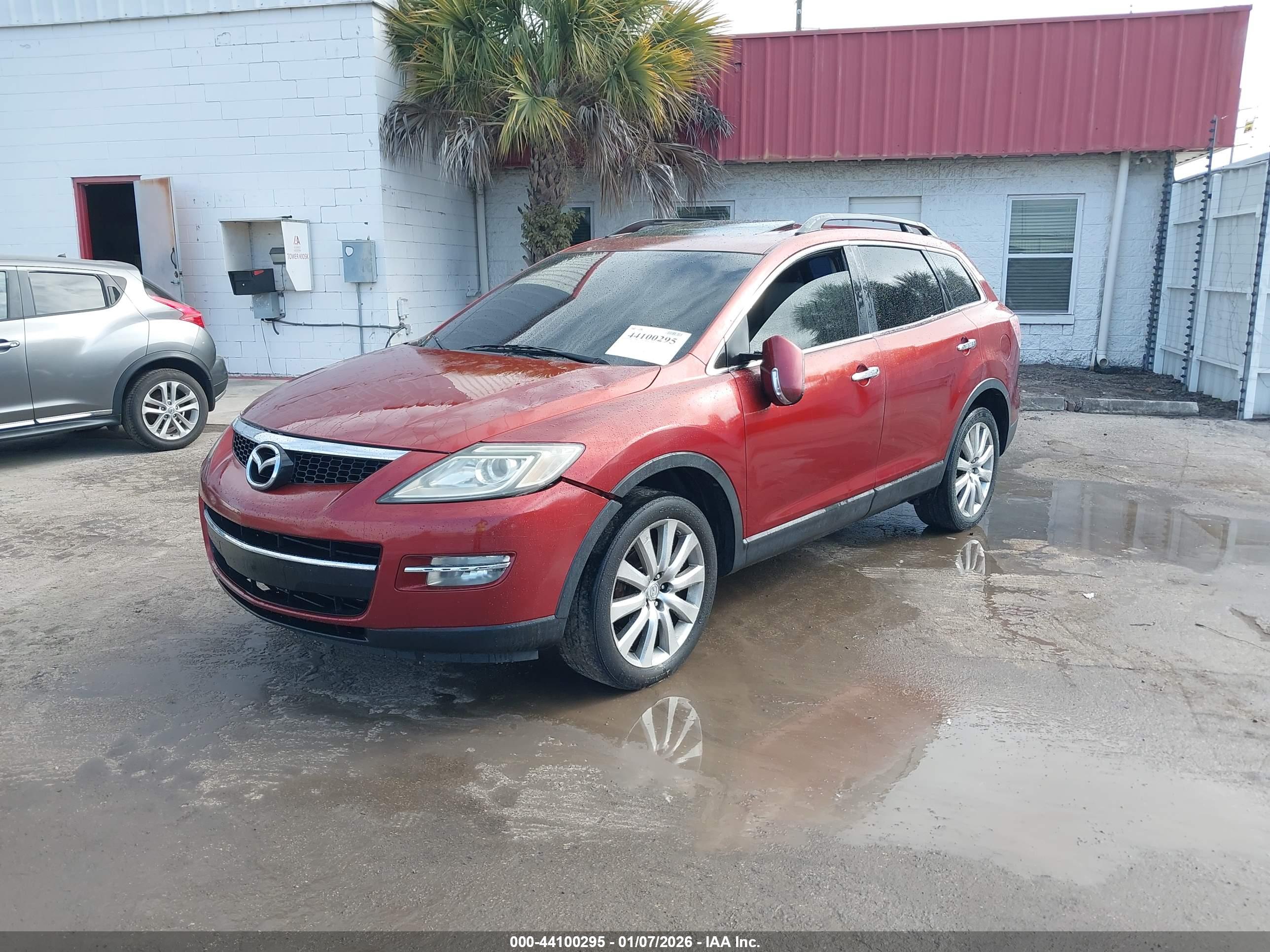 MAZDA CX-9 image 2