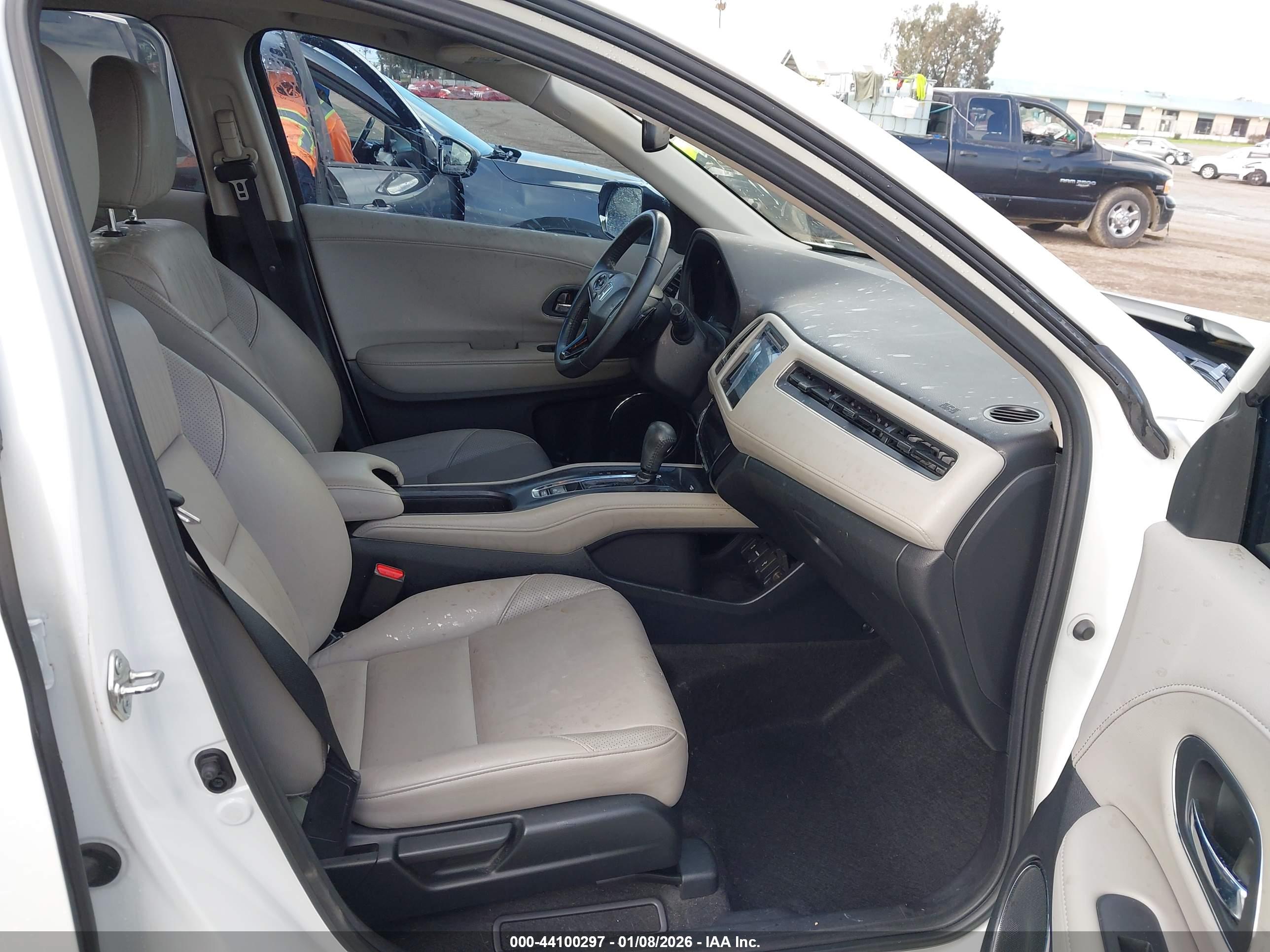 HONDA HR-V image 5