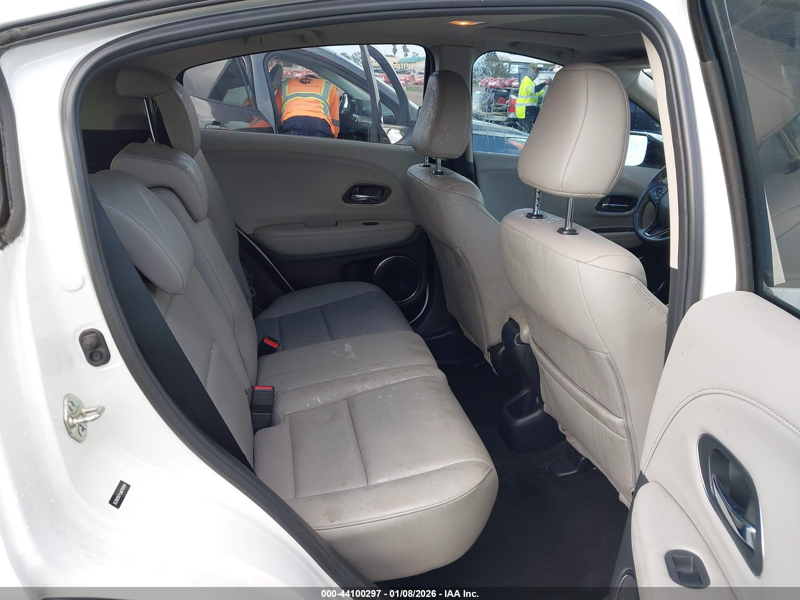HONDA HR-V image 8