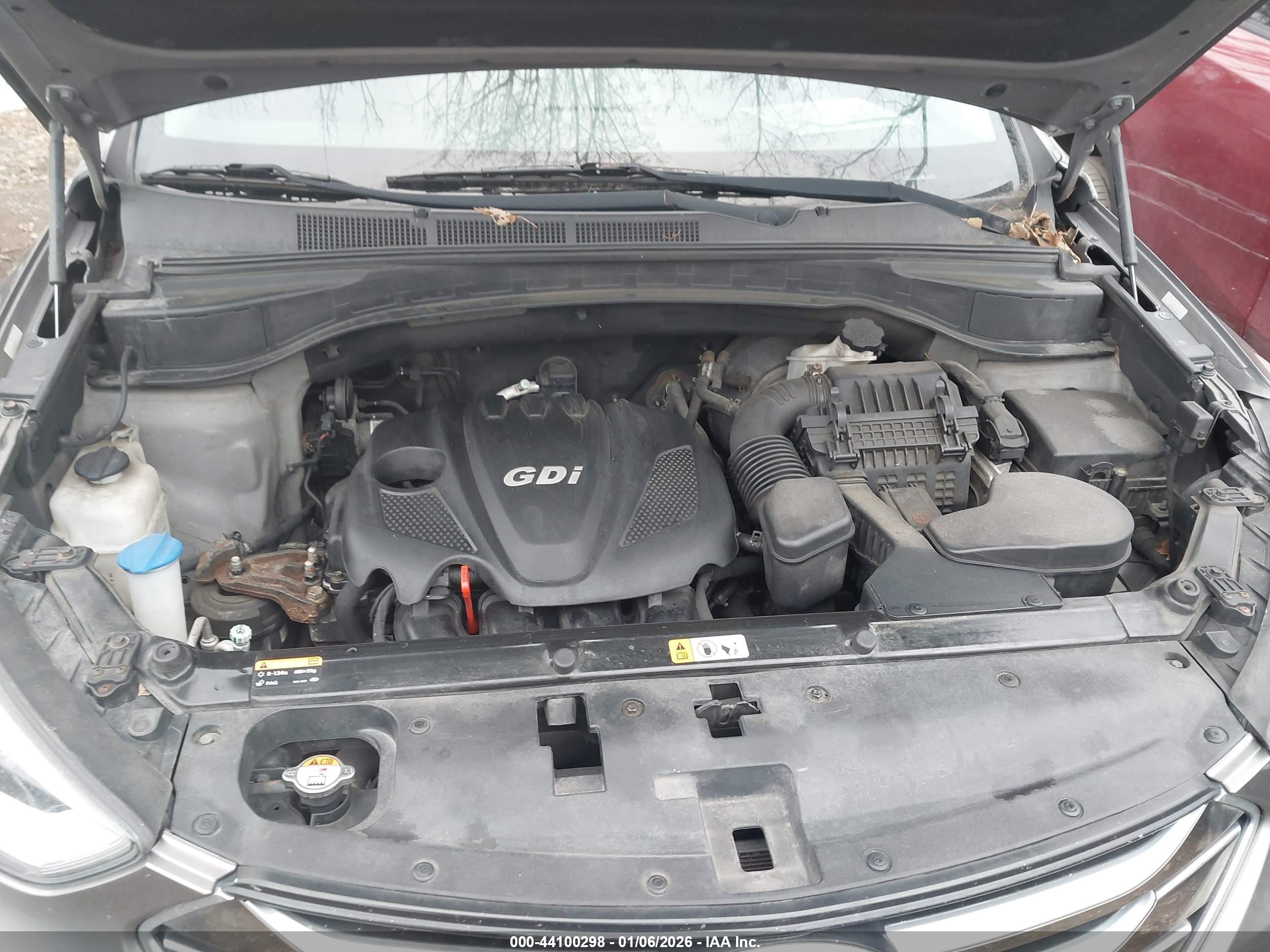 HYUNDAI SANTA image 10