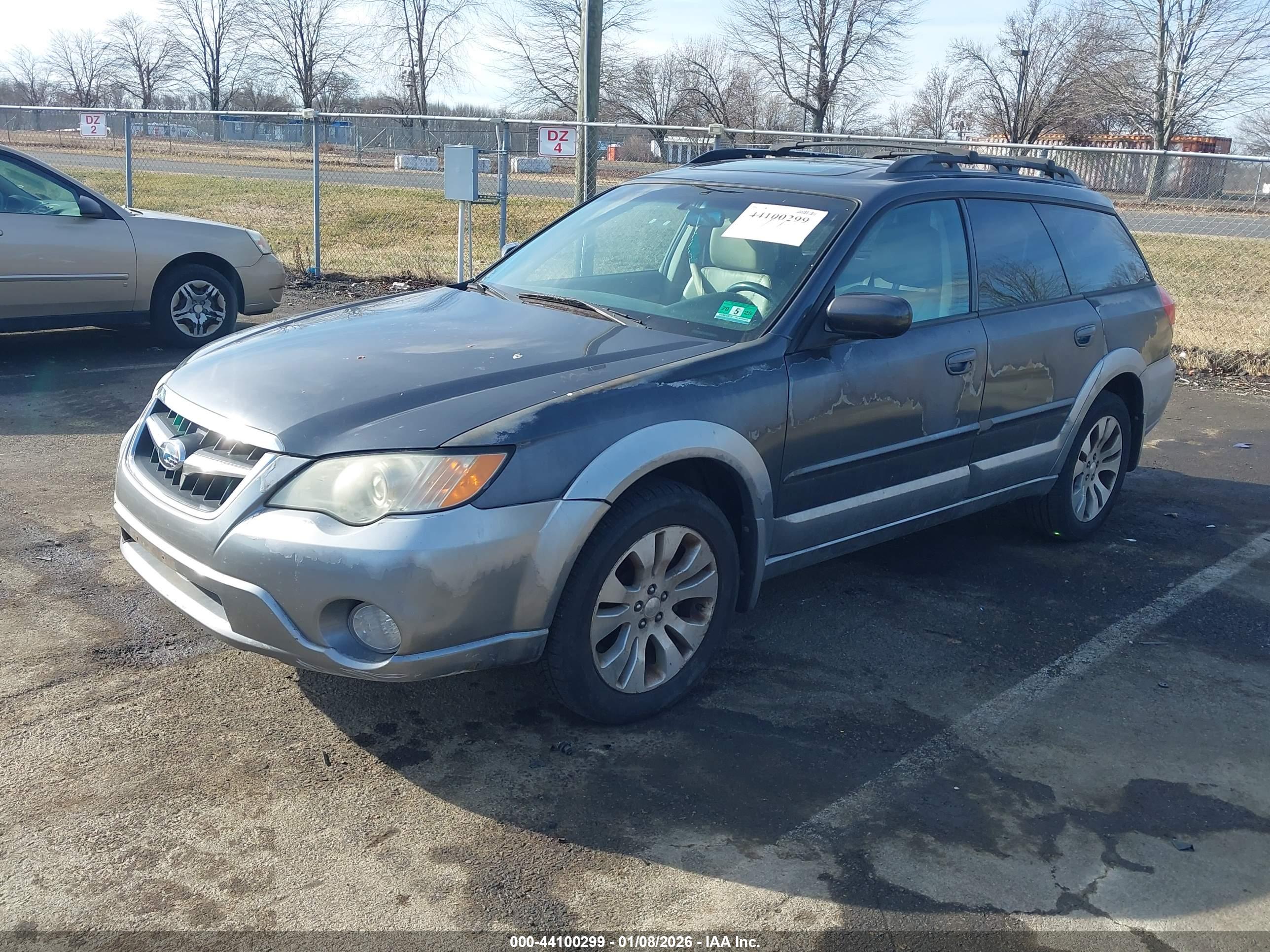 SUBARU OUTBACK image 2