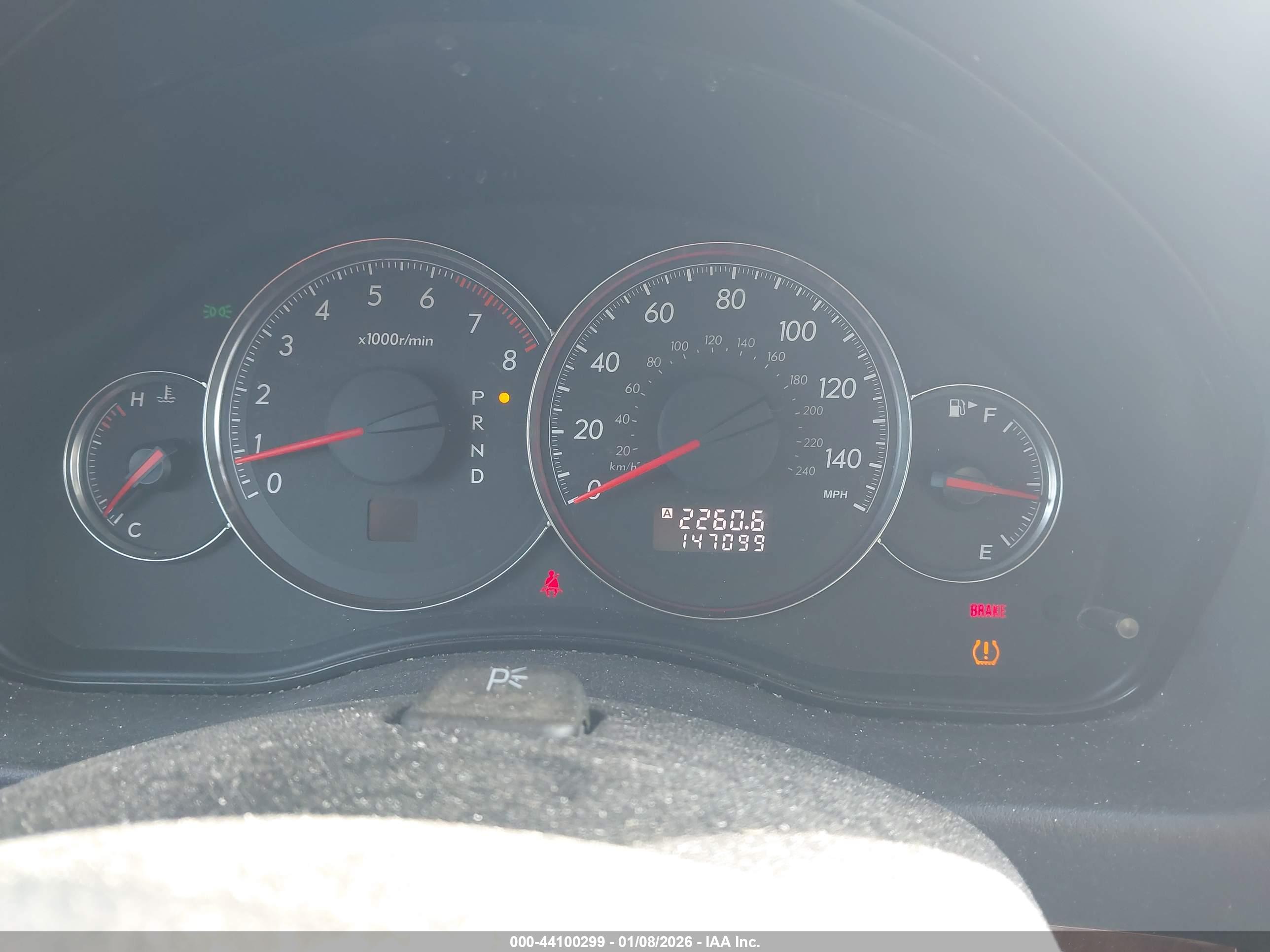 SUBARU OUTBACK image 7