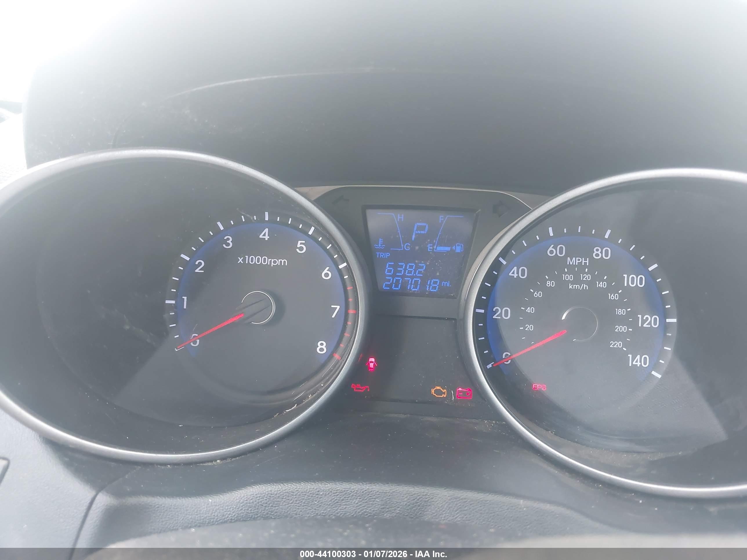HYUNDAI TUCSON image 7