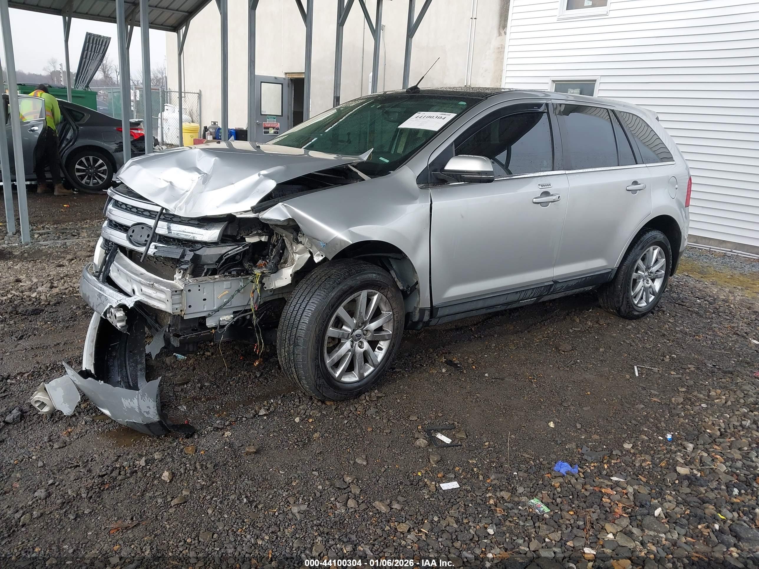 FORD EDGE image 2