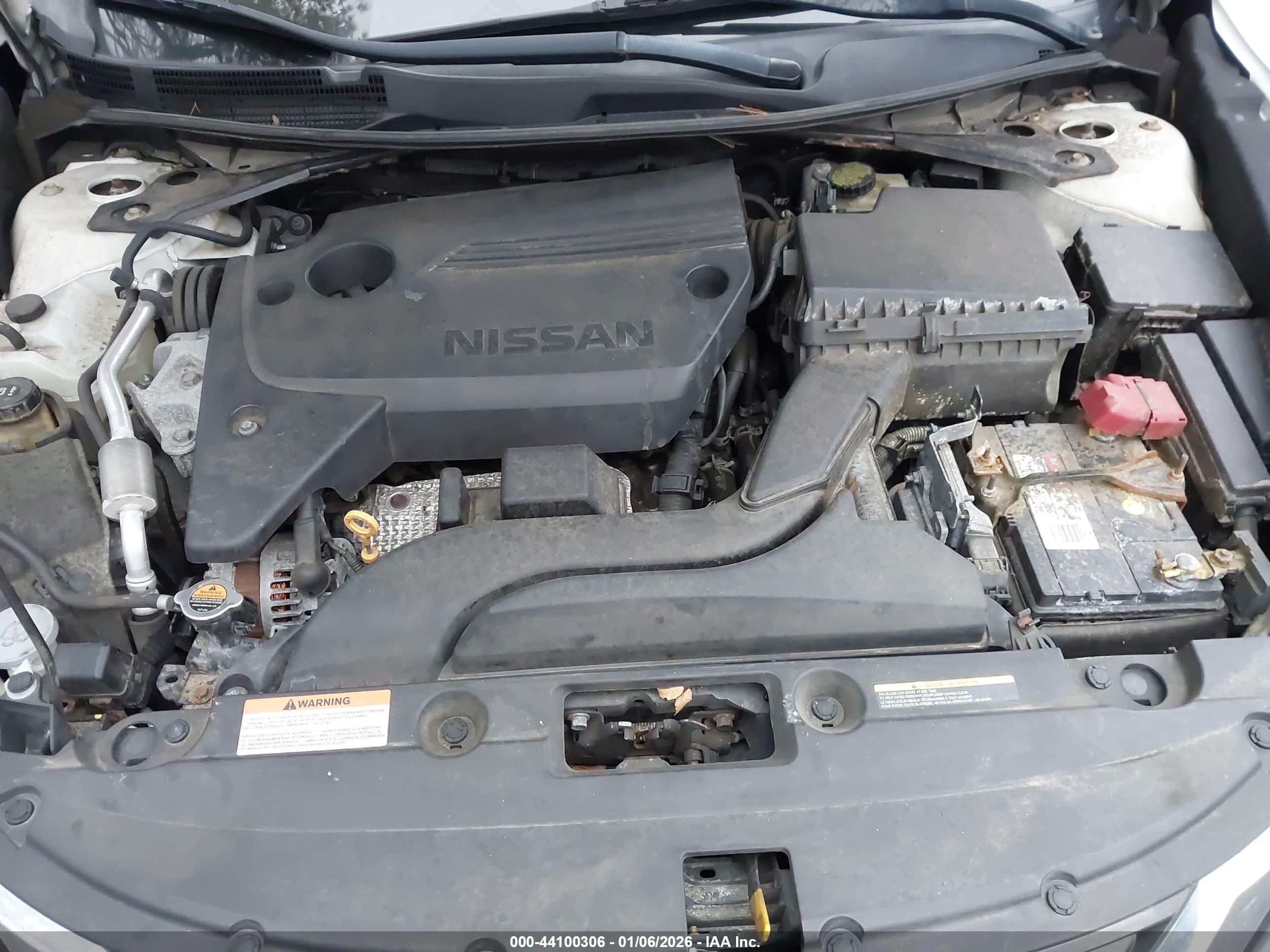 NISSAN ALTIMA image 10