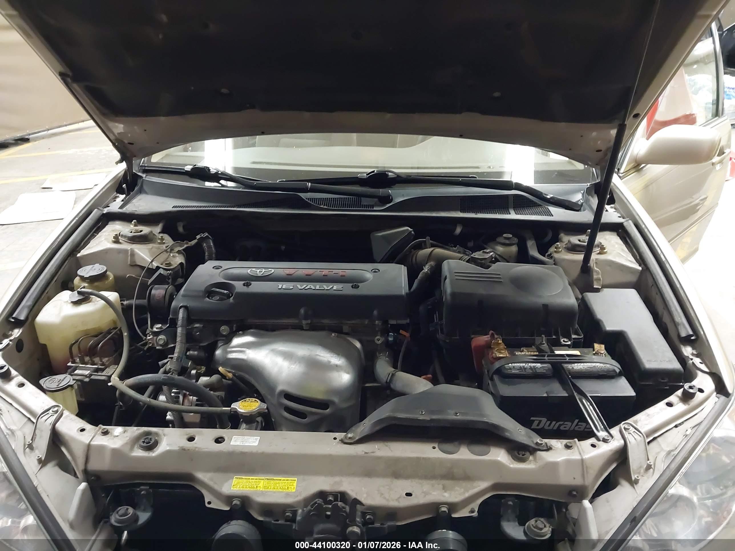TOYOTA CAMRY image 10