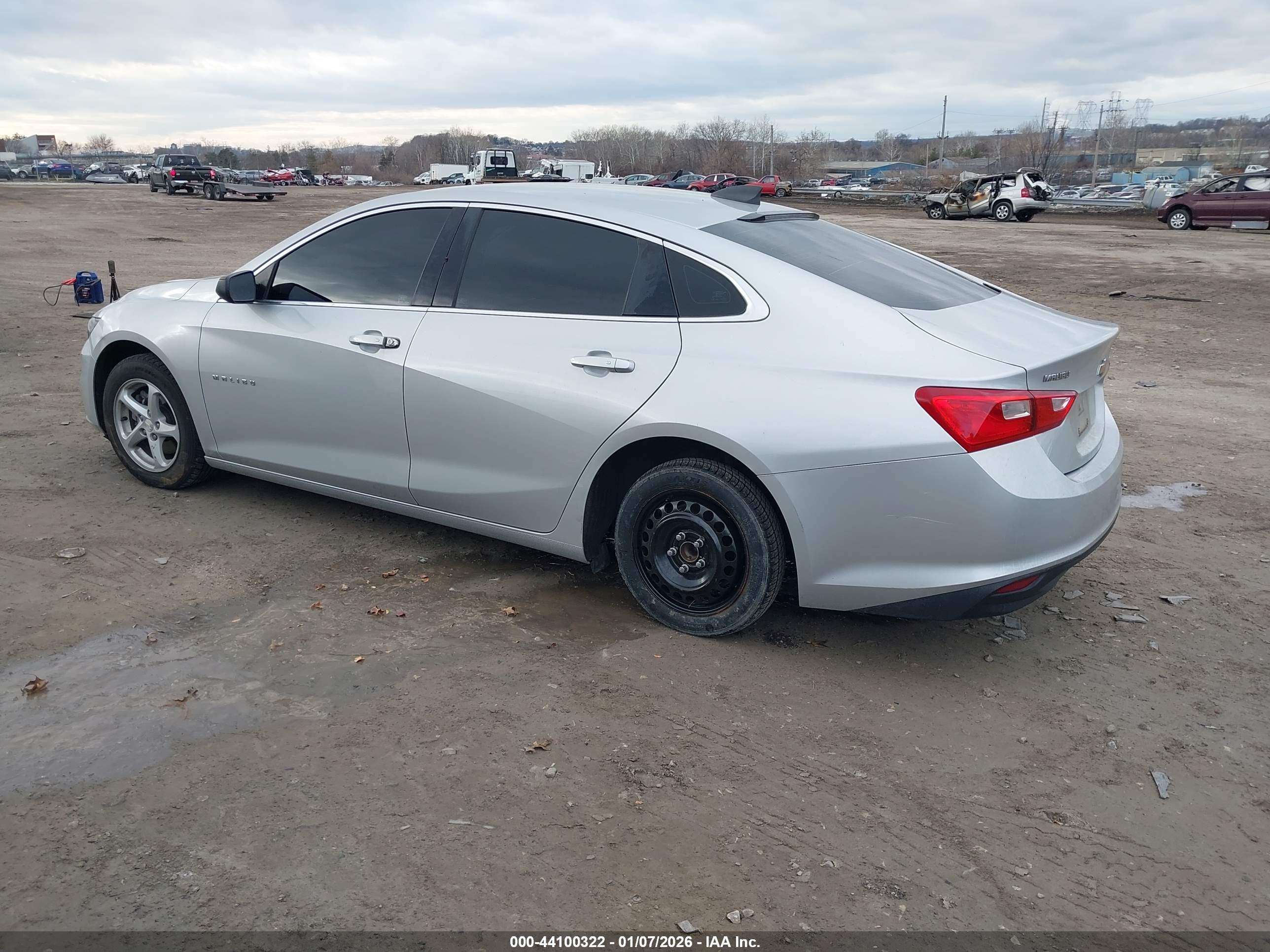 CHEVROLET MALIBU image 3