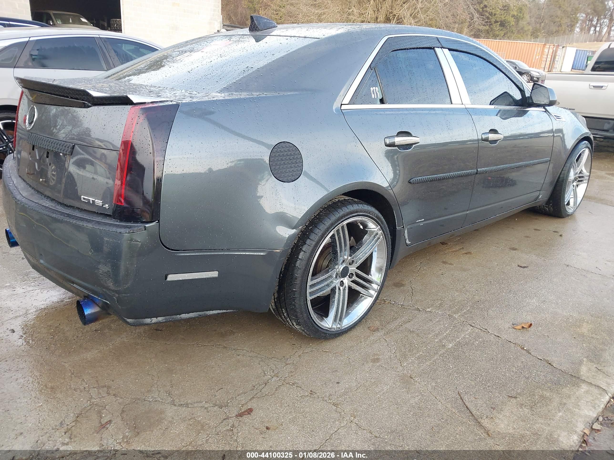 CADILLAC CTS image 4