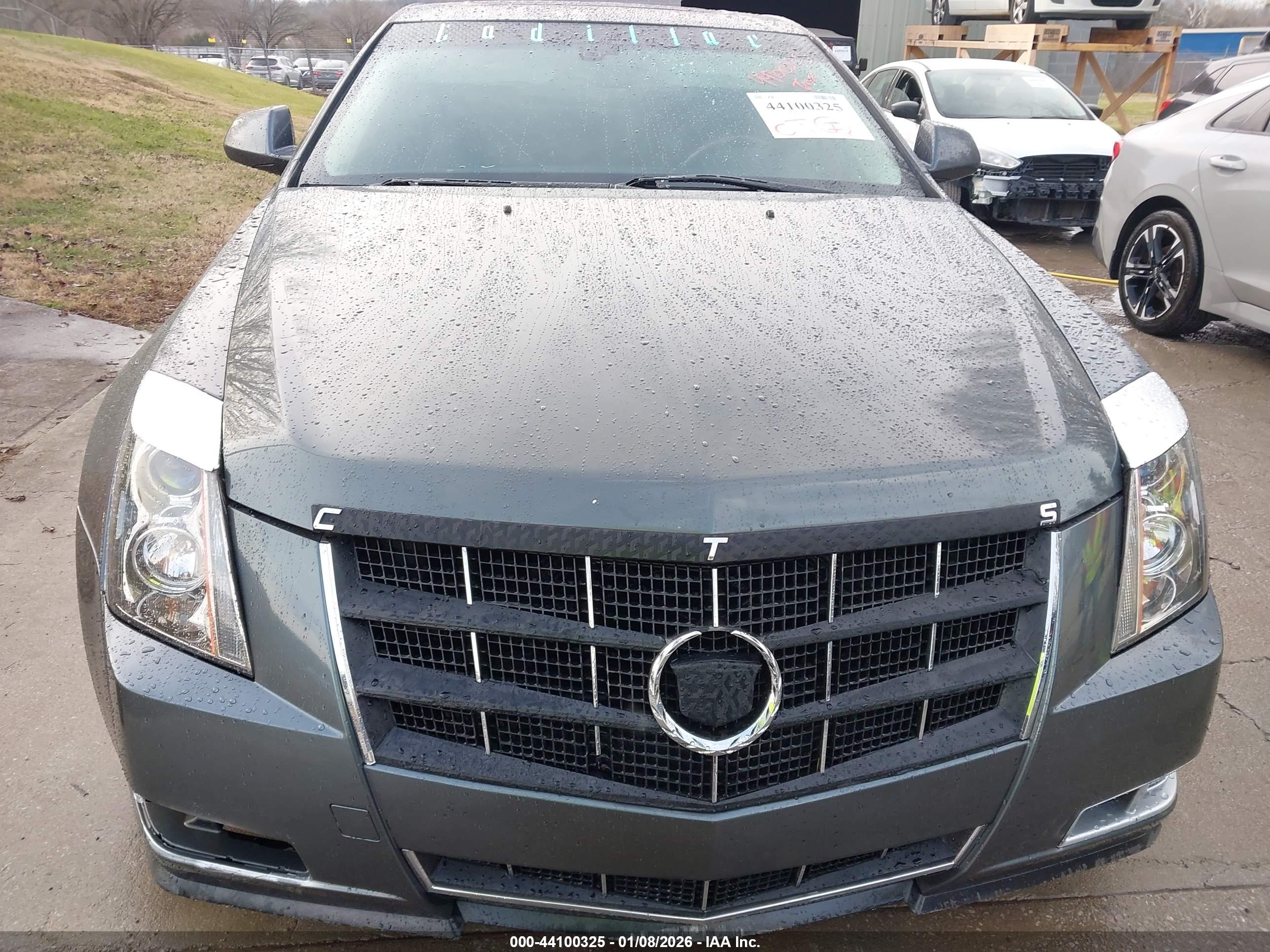 CADILLAC CTS image 6