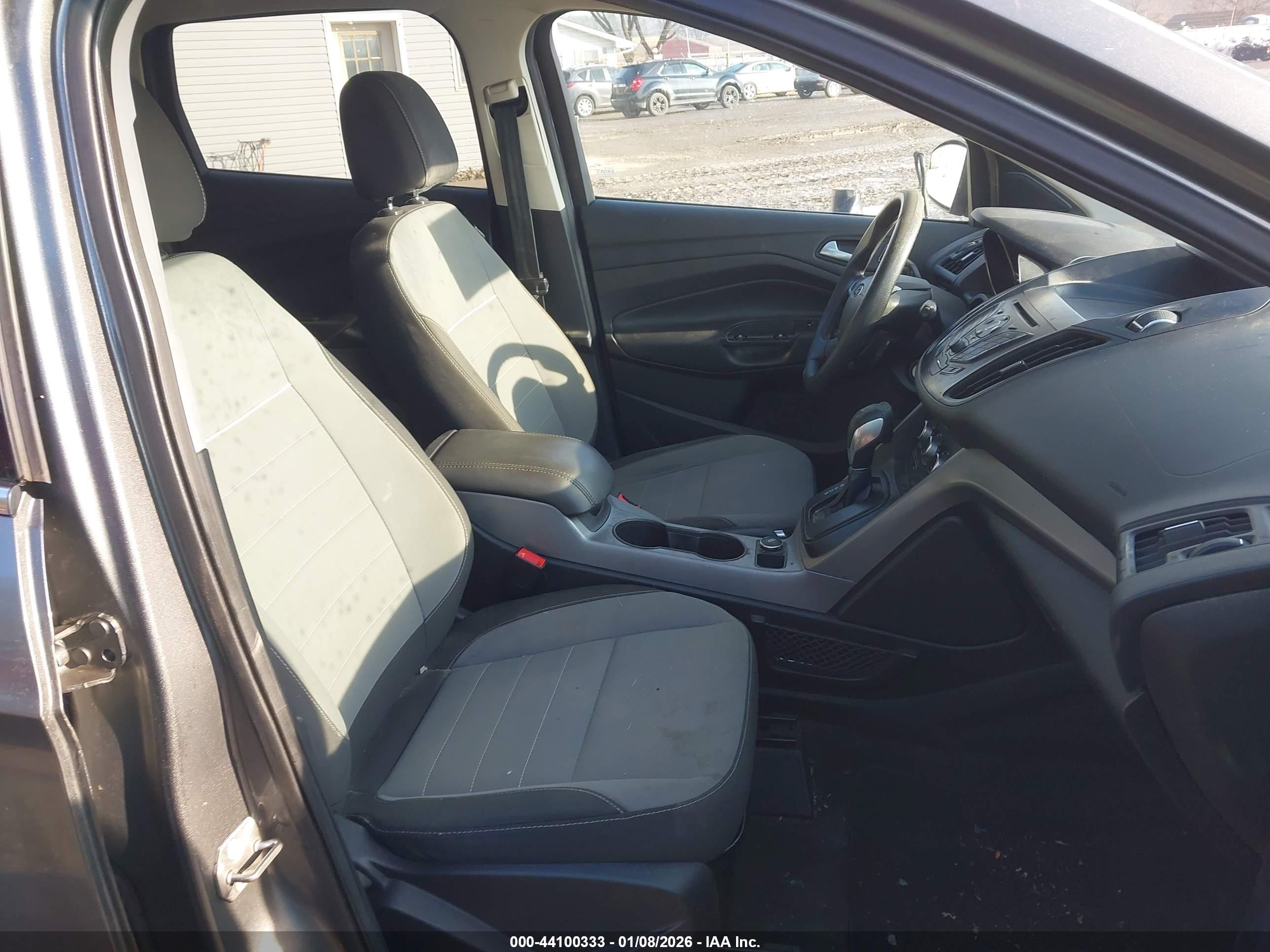FORD ESCAPE image 5