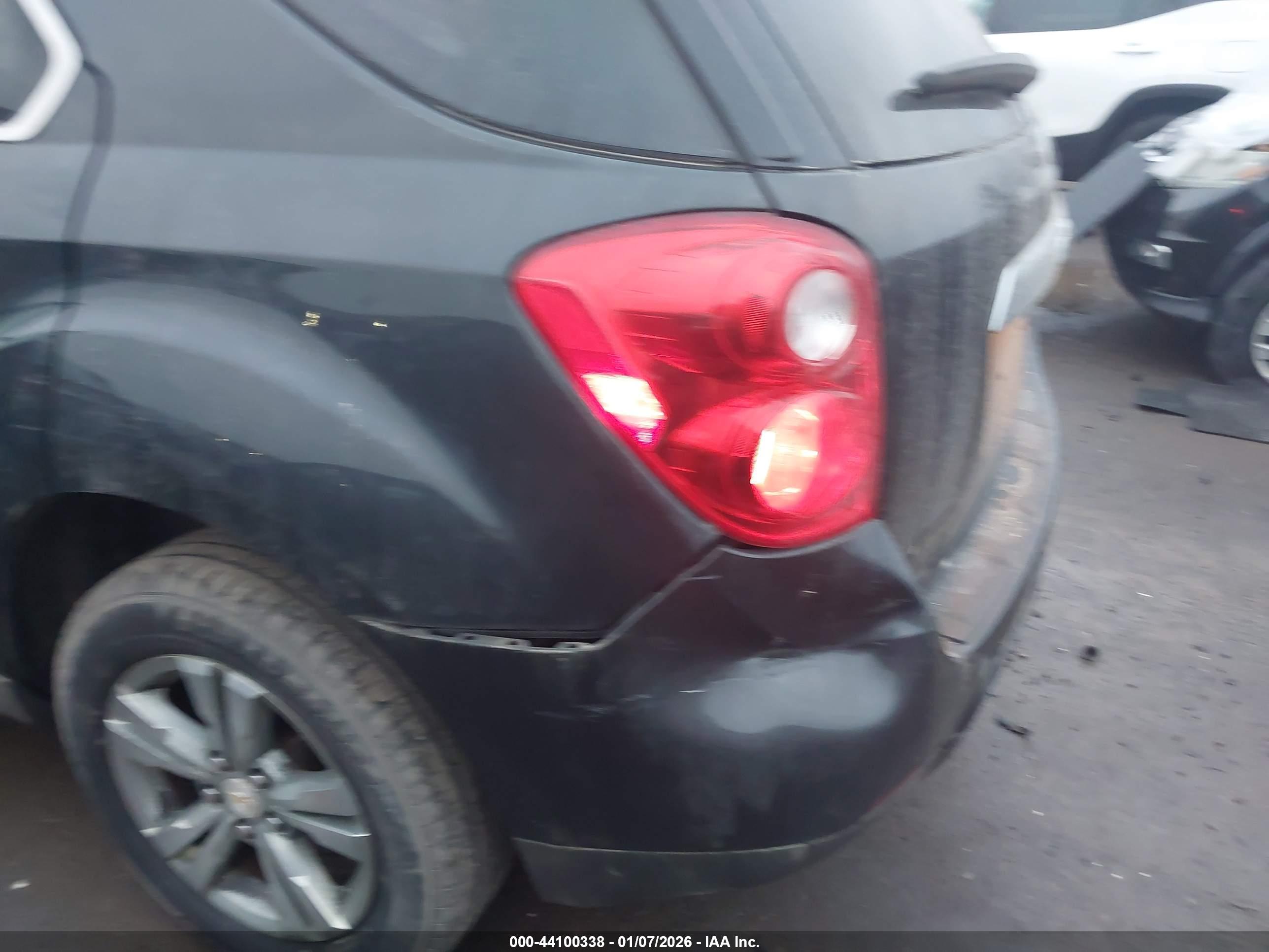 CHEVROLET EQUINOX image 6
