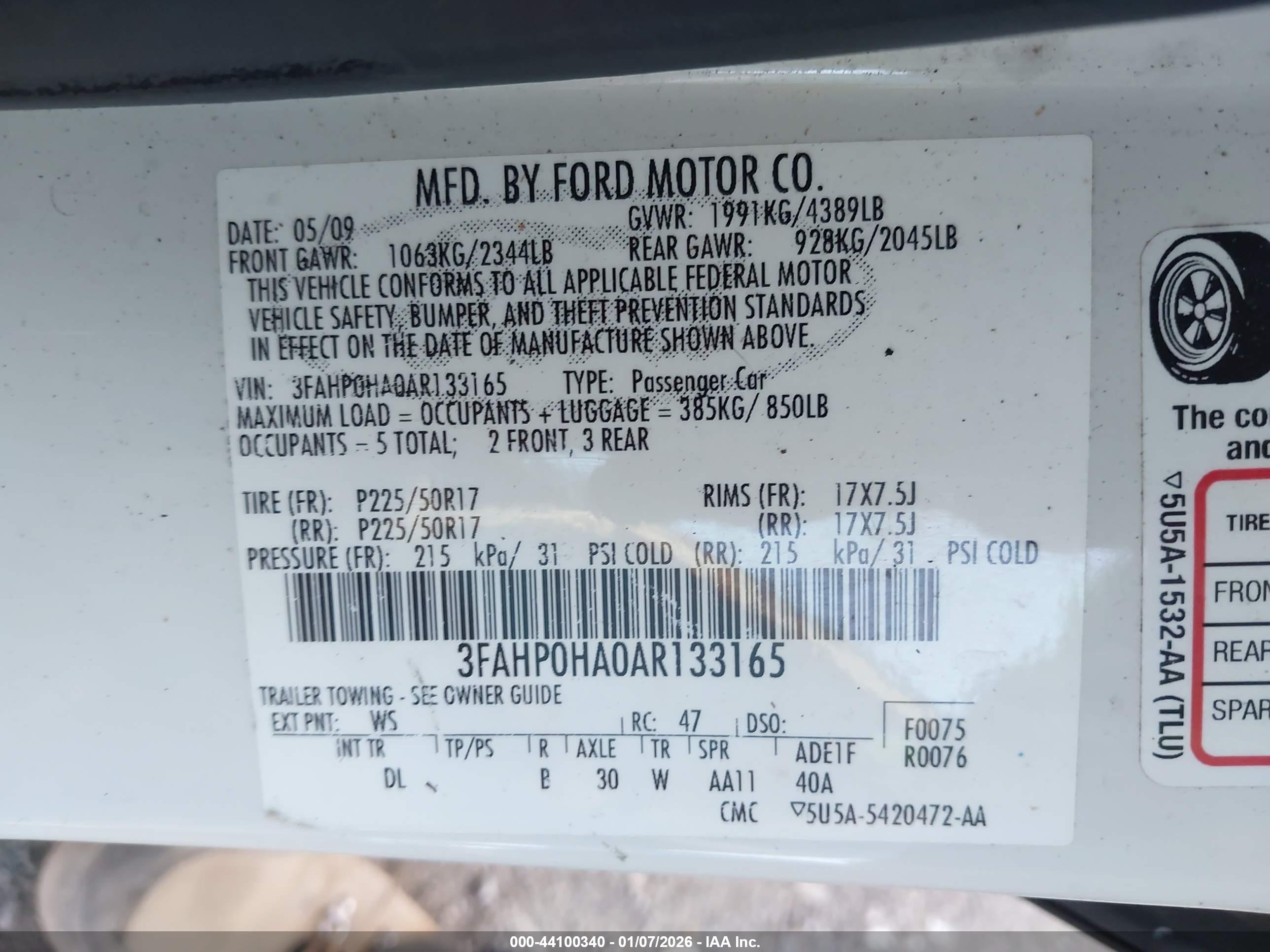 FORD FUSION image 9