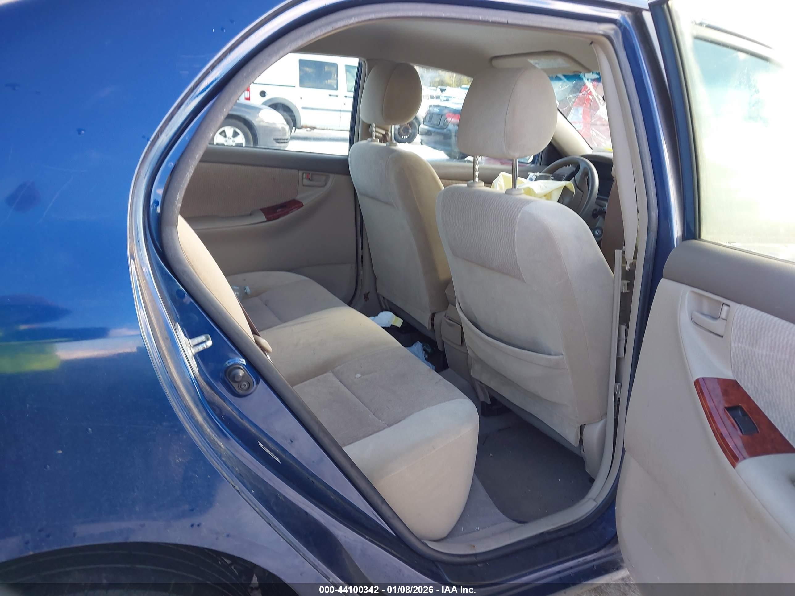 TOYOTA COROLLA image 8