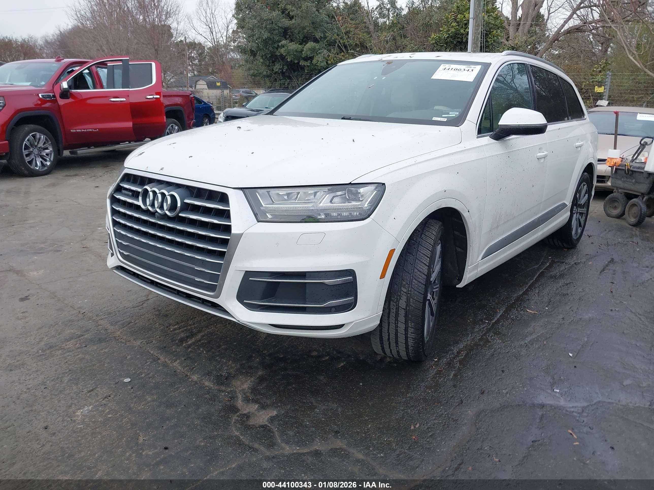 AUDI Q7 image 2