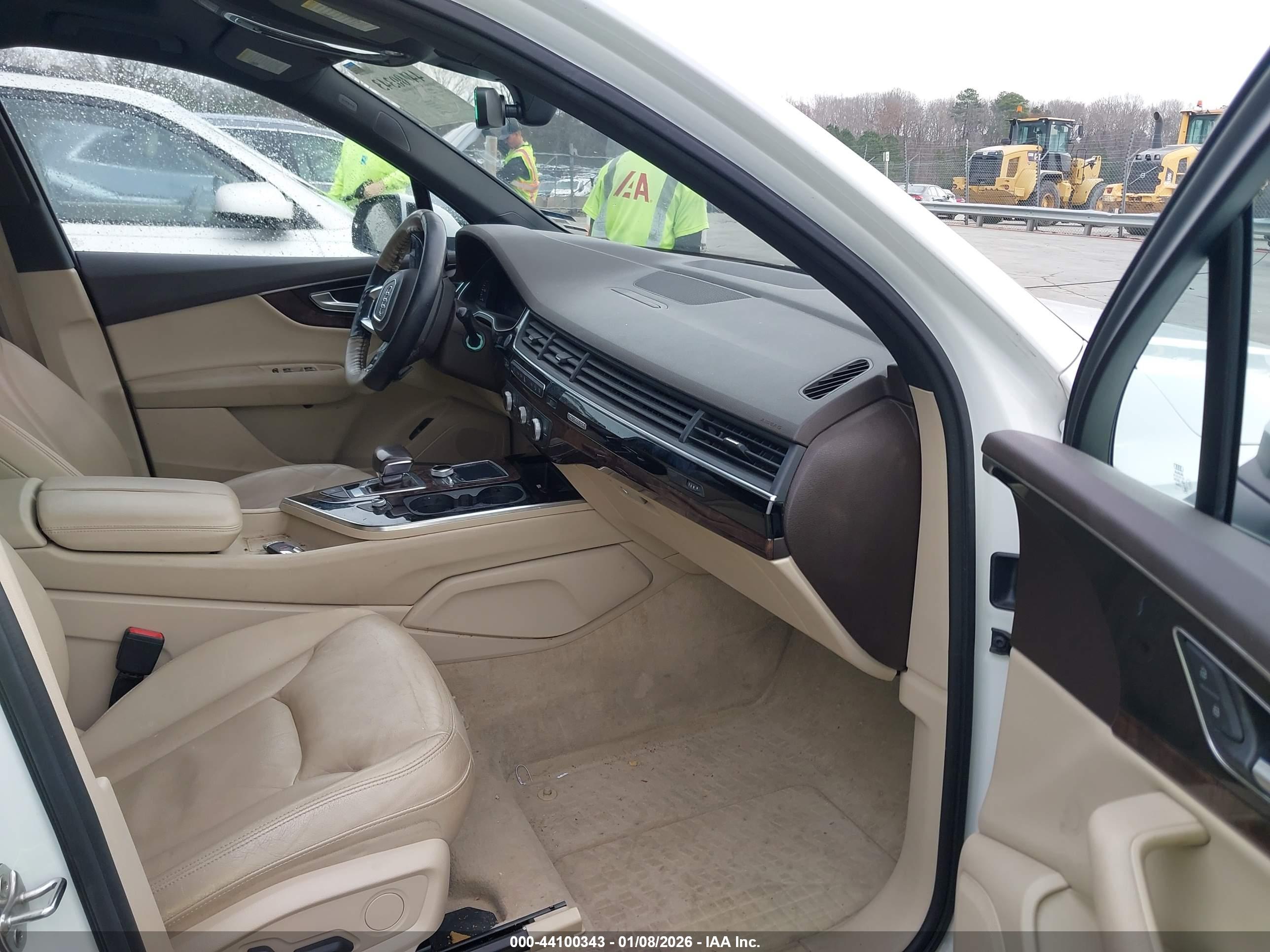 AUDI Q7 image 5