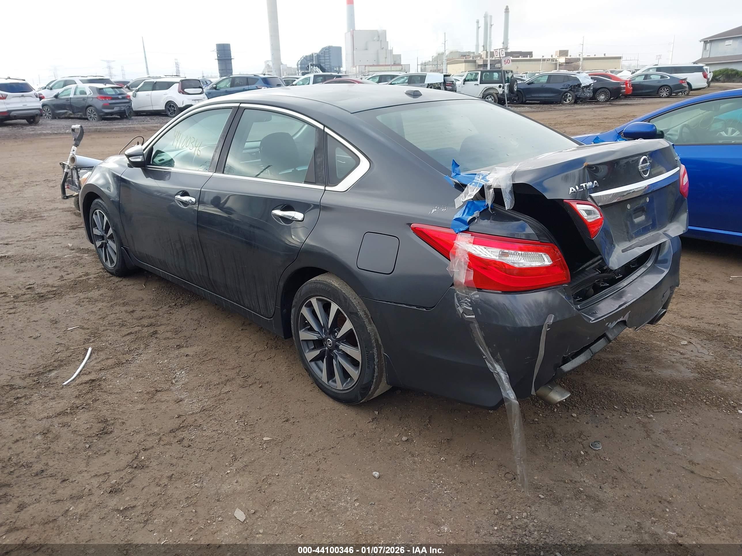 NISSAN ALTIMA image 3