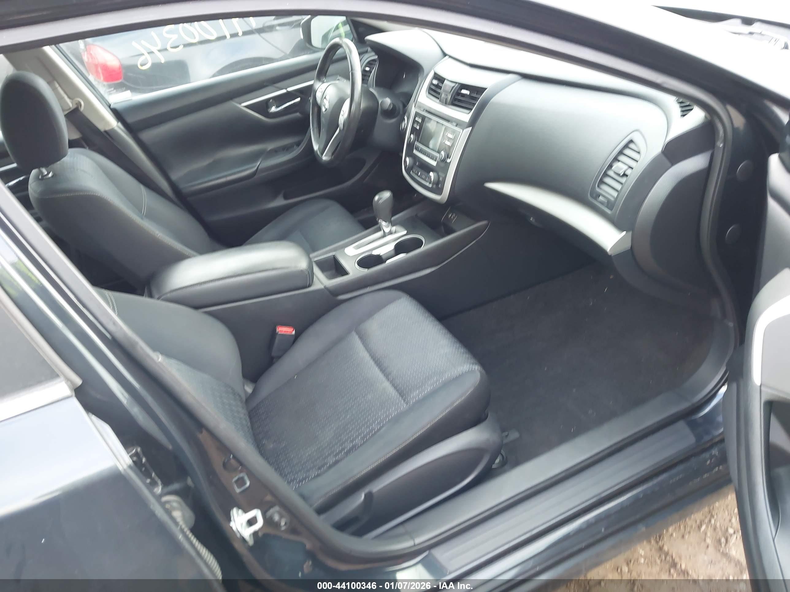 NISSAN ALTIMA image 5