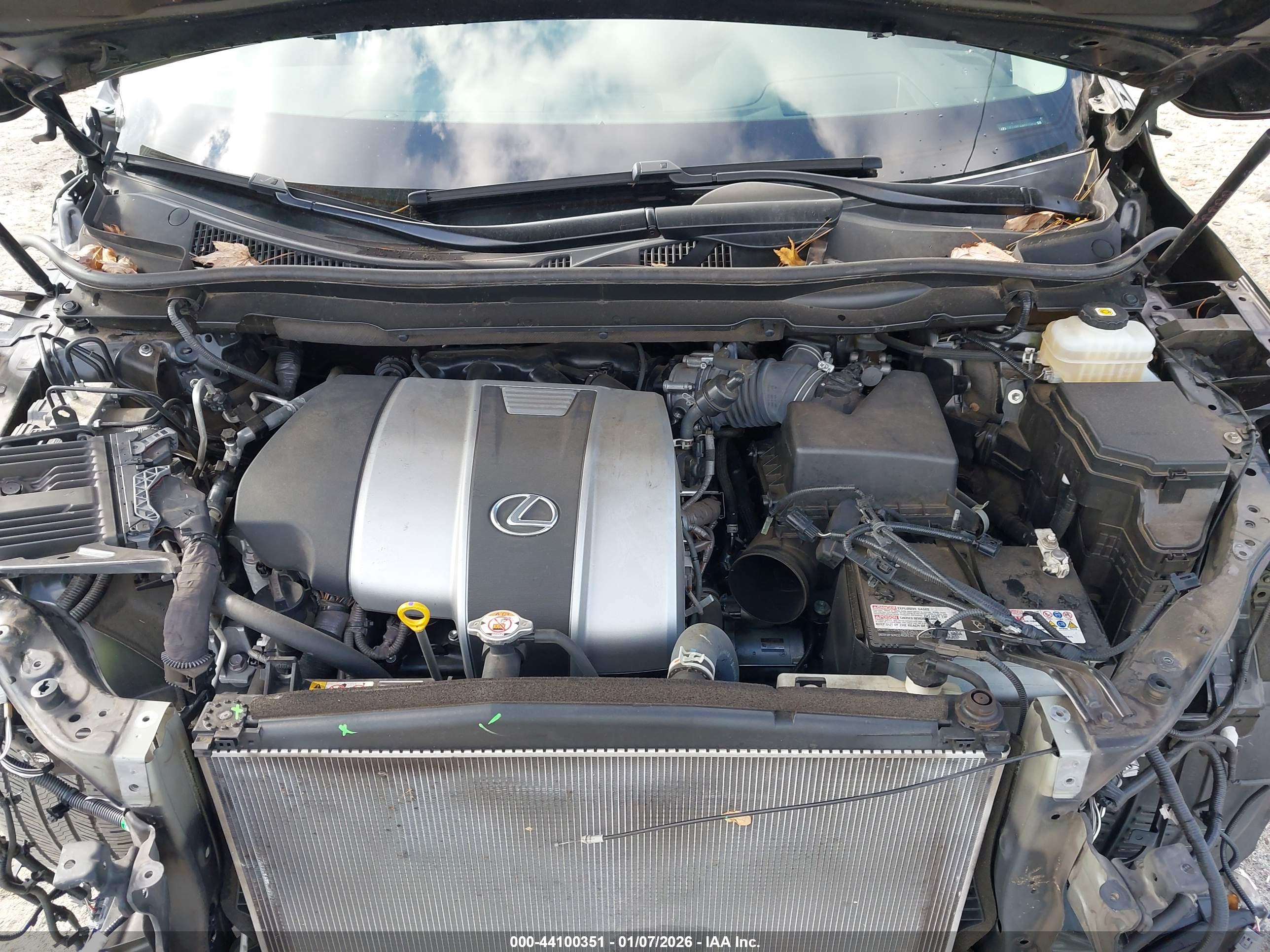 LEXUS RX image 10