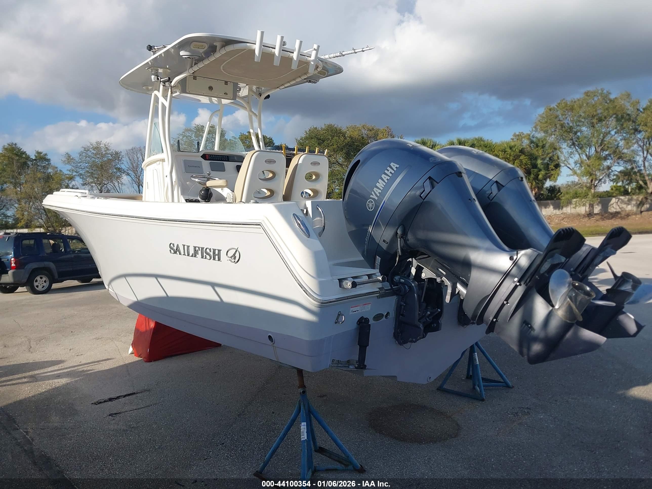 SAILFISH 242 image 3