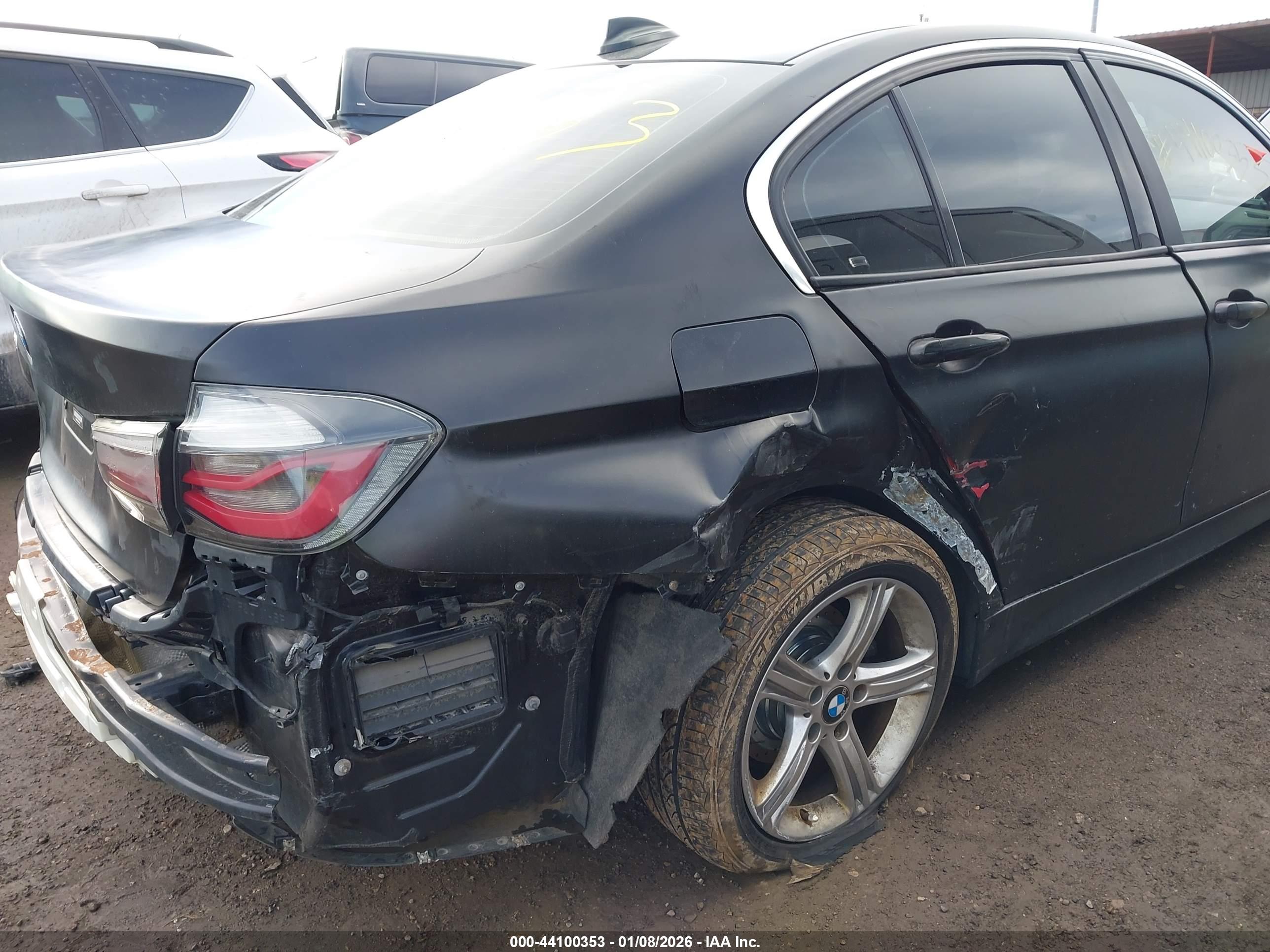 BMW 328I image 6