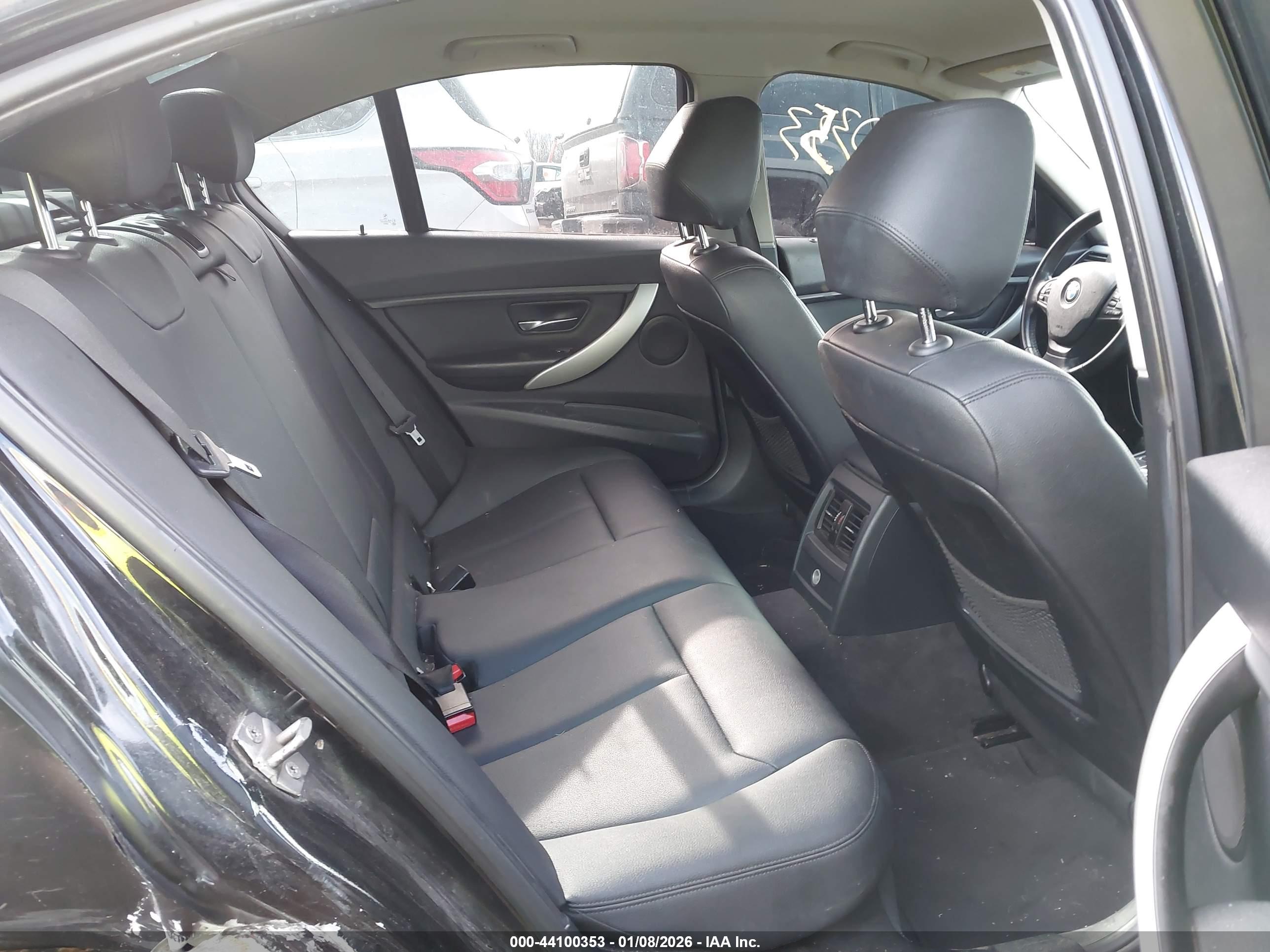 BMW 328I image 8