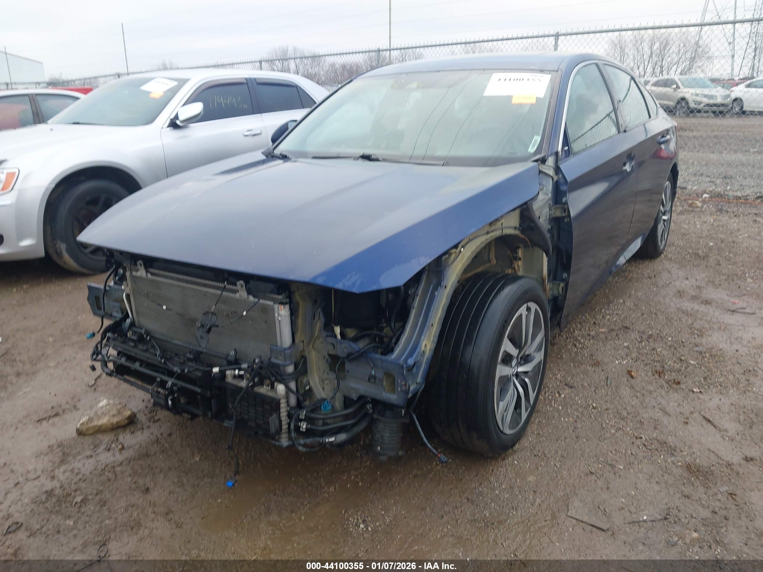 HONDA ACCORD image 2