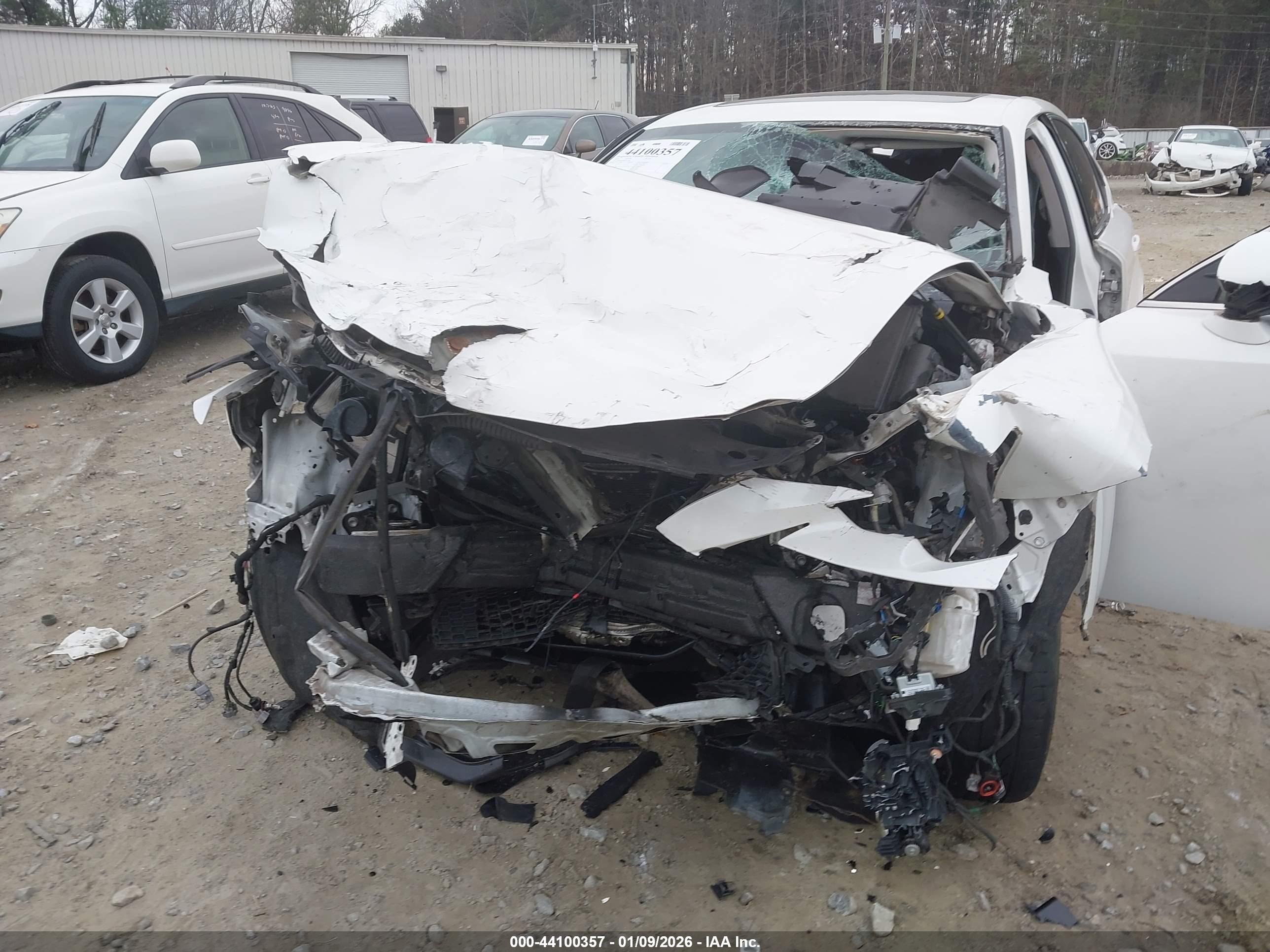 LEXUS IS image 6