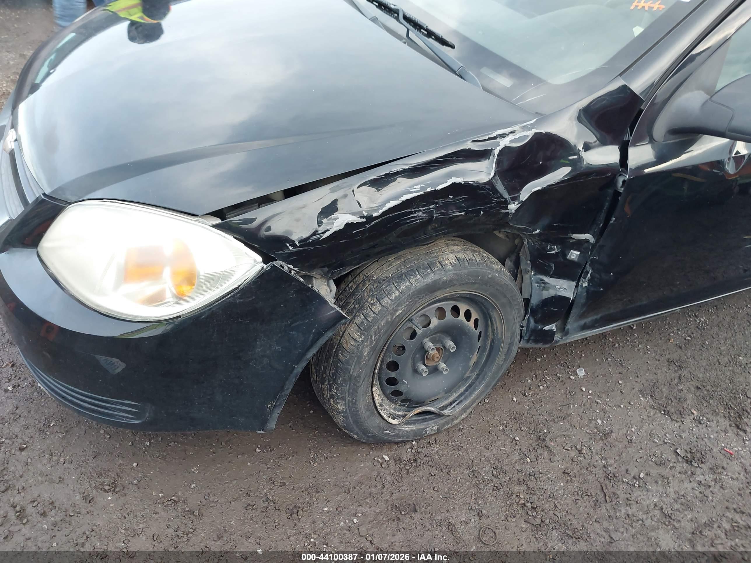 CHEVROLET COBALT image 6