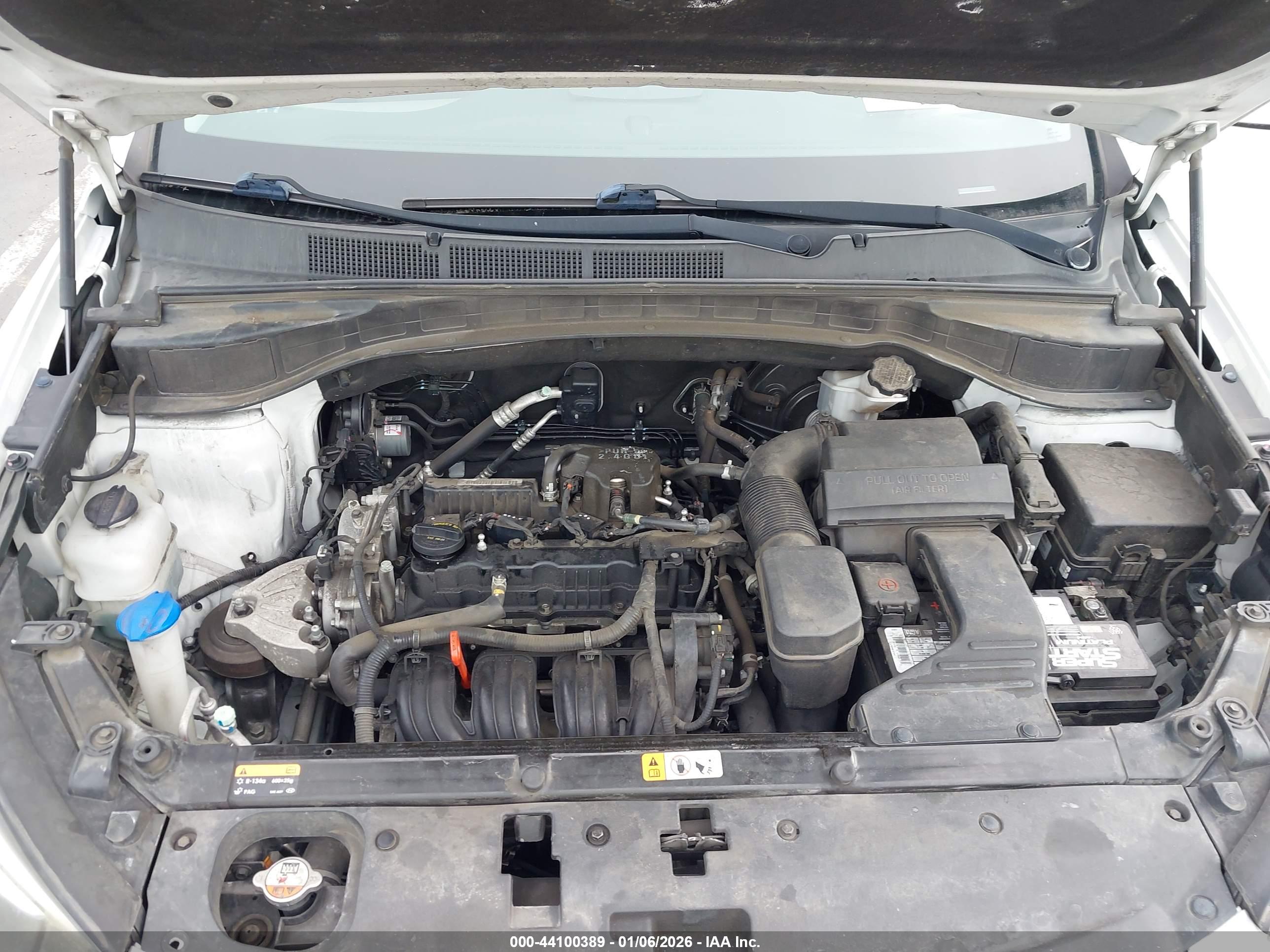 HYUNDAI SANTA image 10