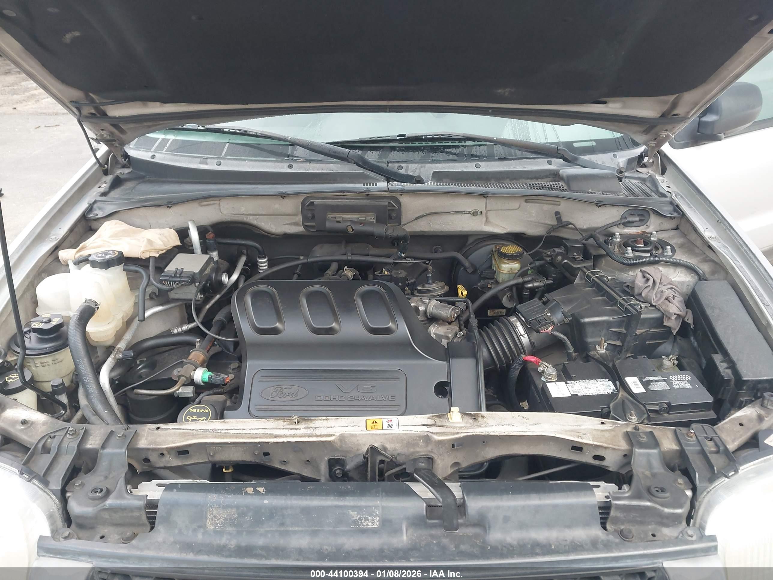 FORD ESCAPE image 10