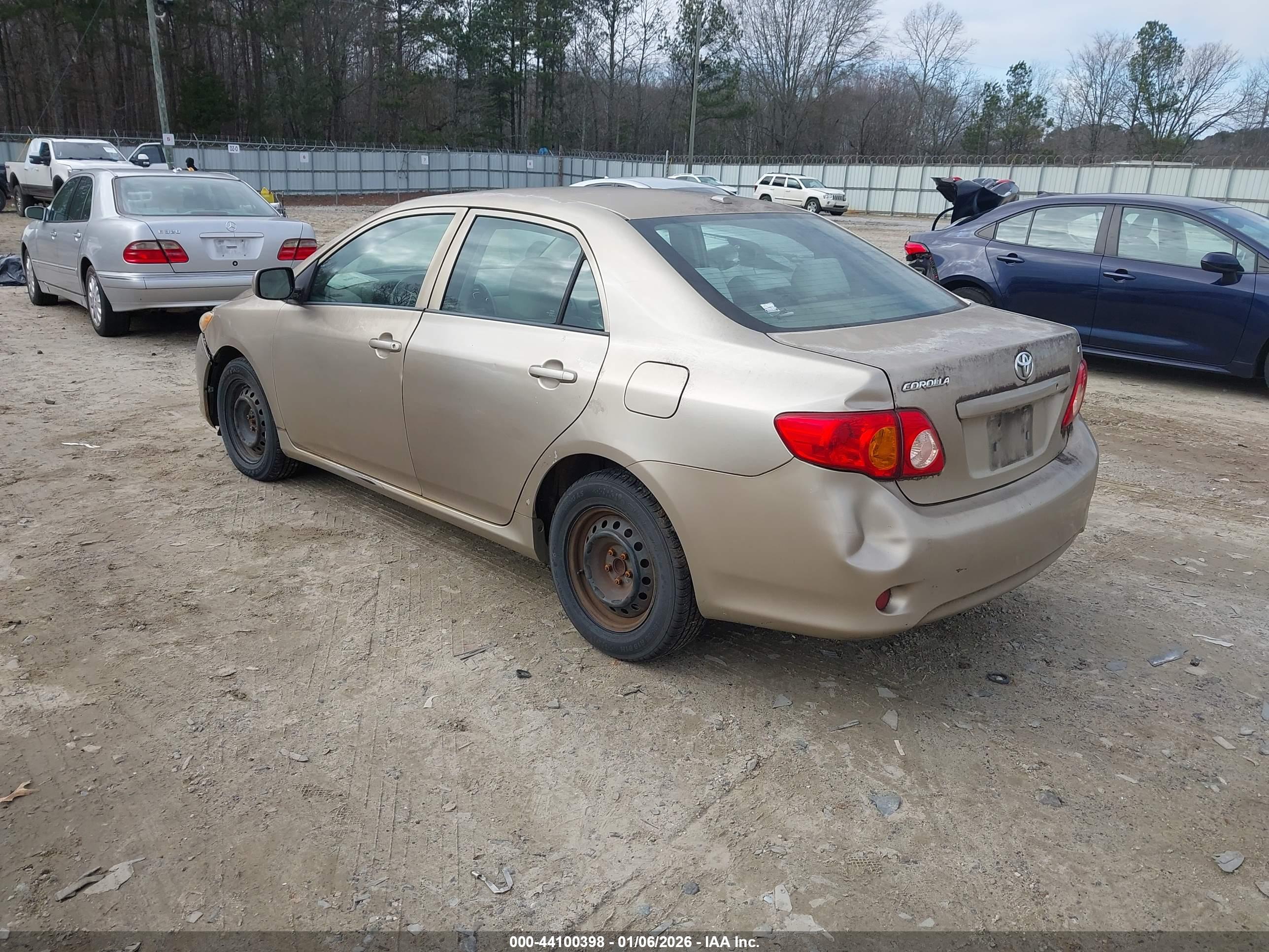 TOYOTA COROLLA image 3
