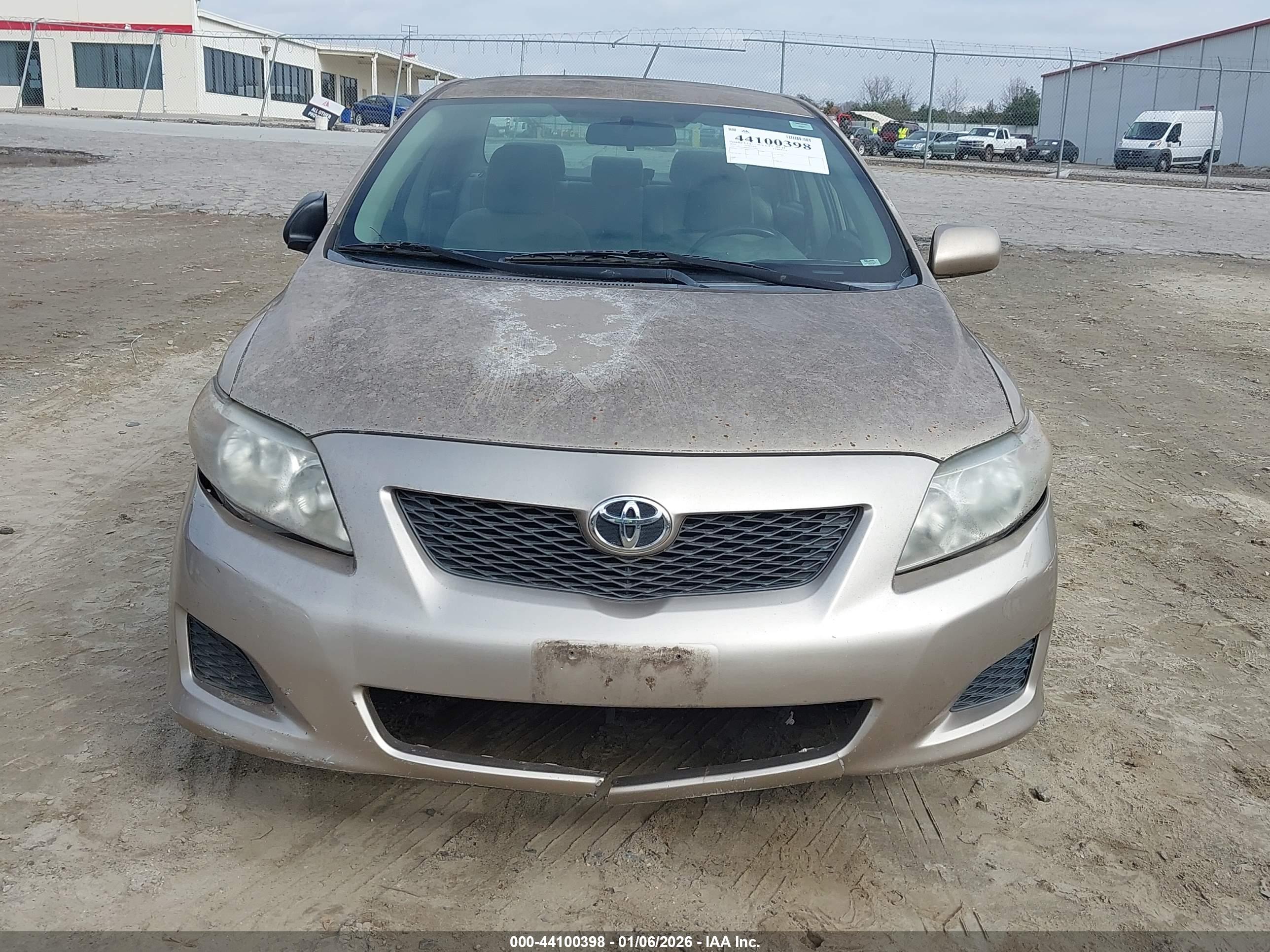 TOYOTA COROLLA image 6