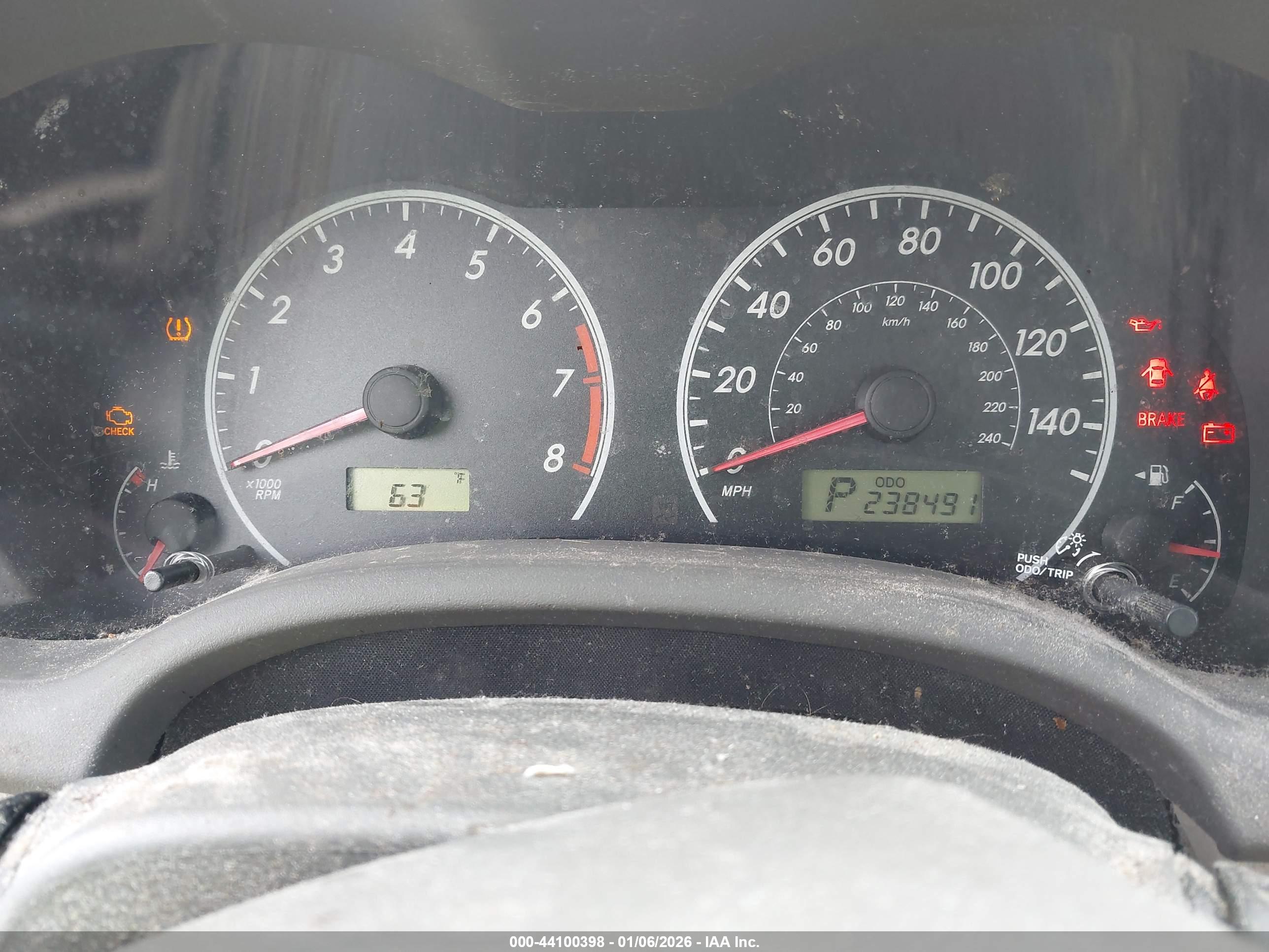 TOYOTA COROLLA image 7