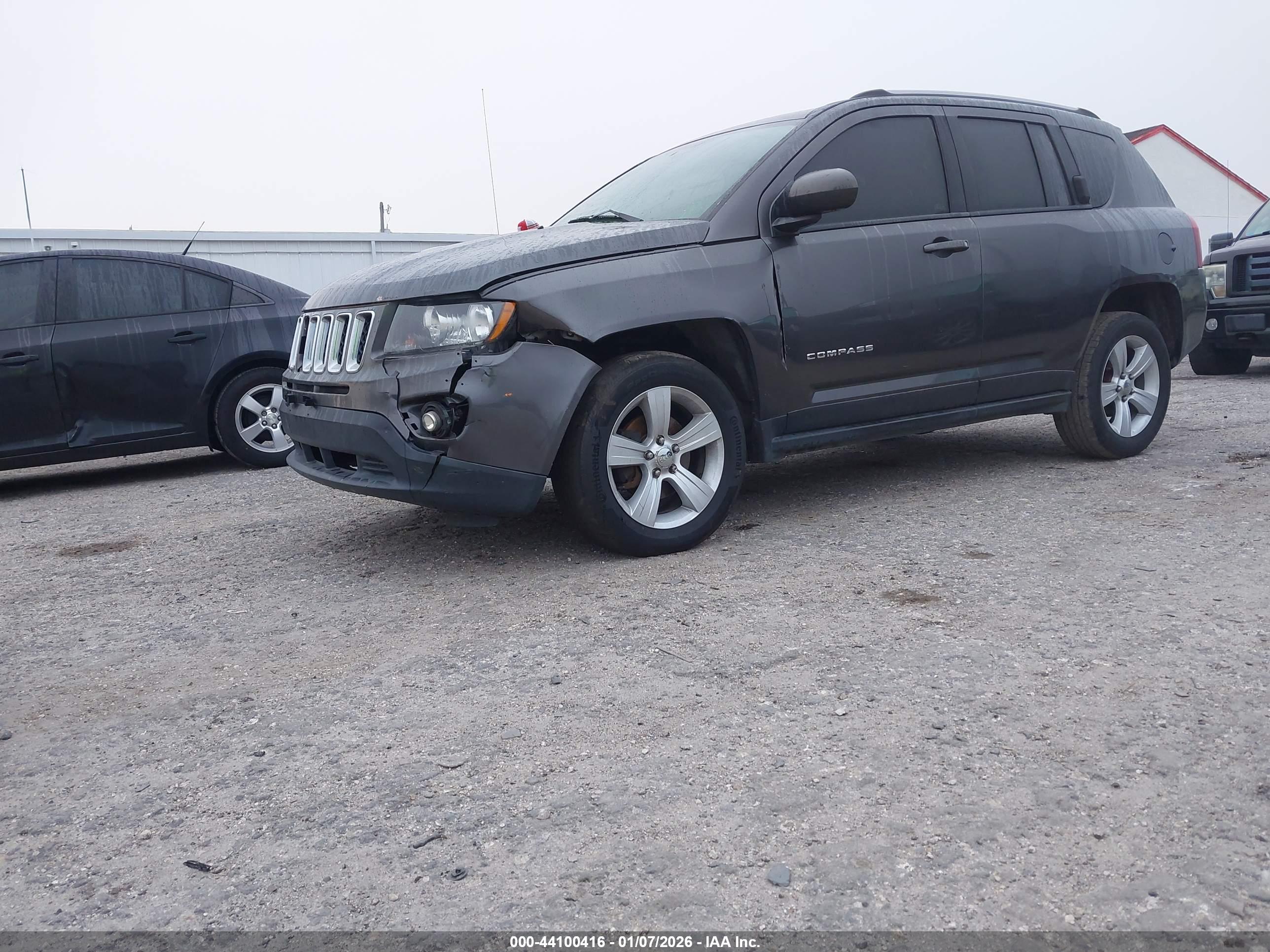 JEEP COMPASS image 2