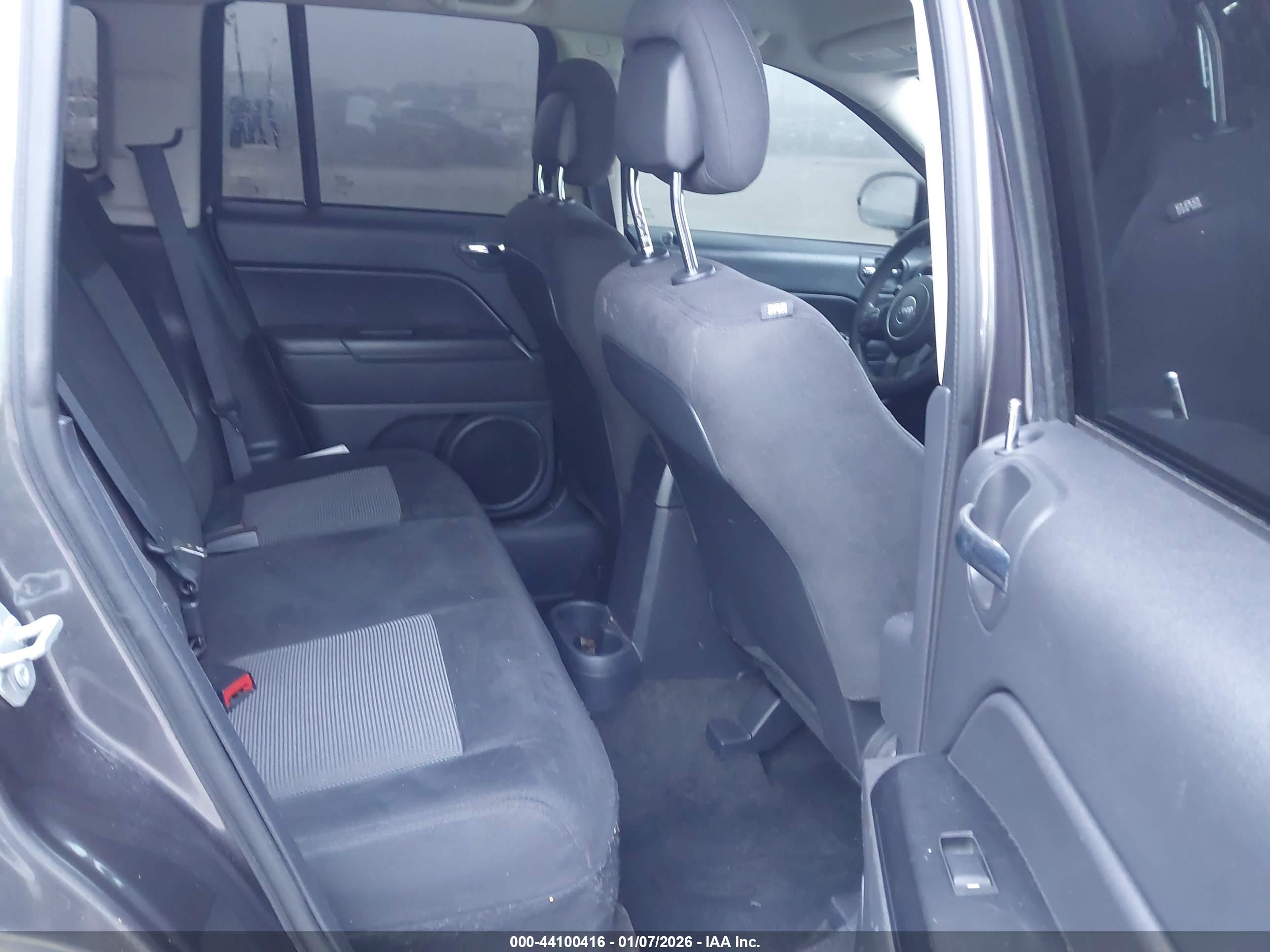 JEEP COMPASS image 8