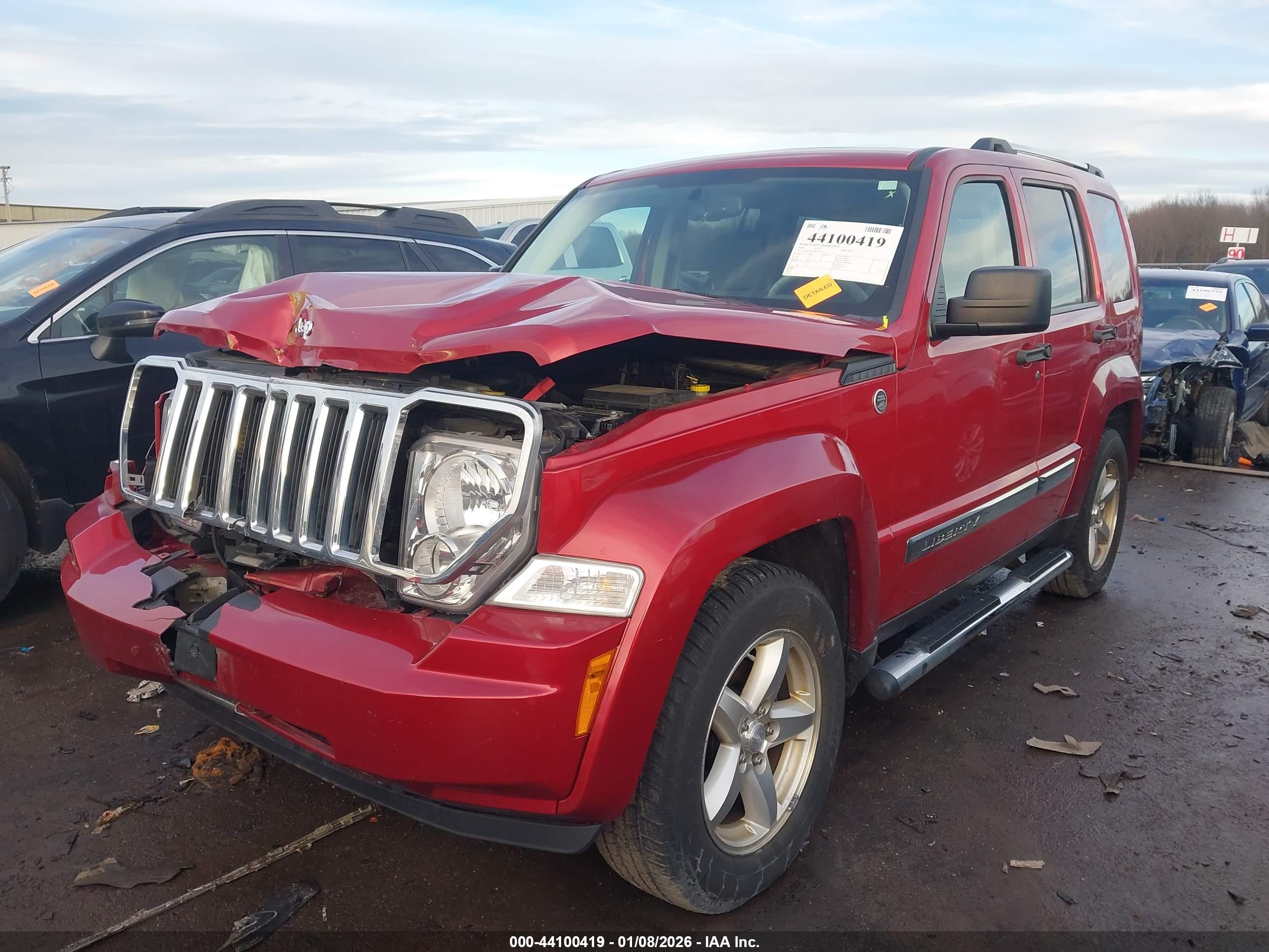 JEEP LIBERTY image 2