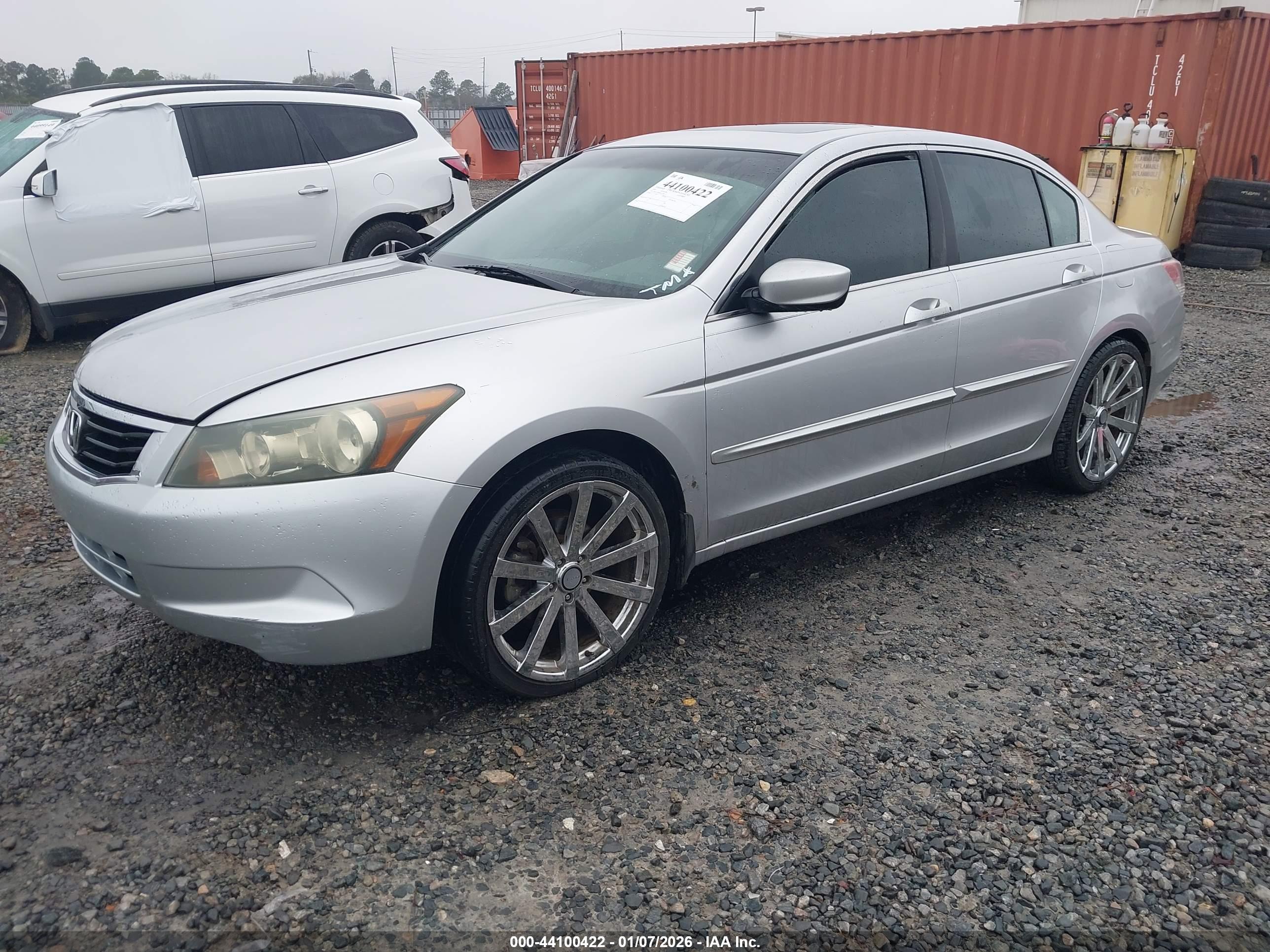HONDA ACCORD image 2
