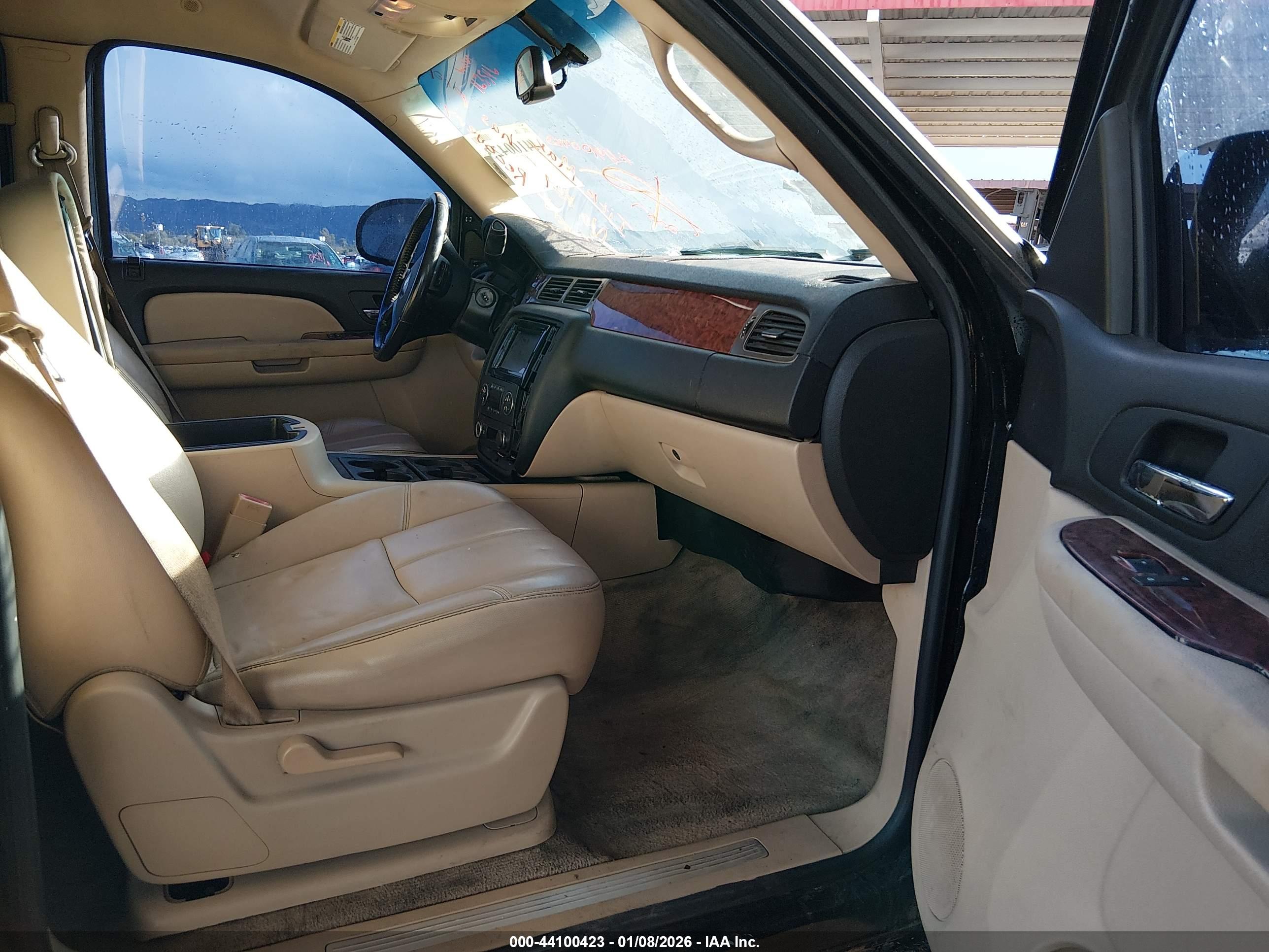 CHEVROLET AVALANCHE image 5