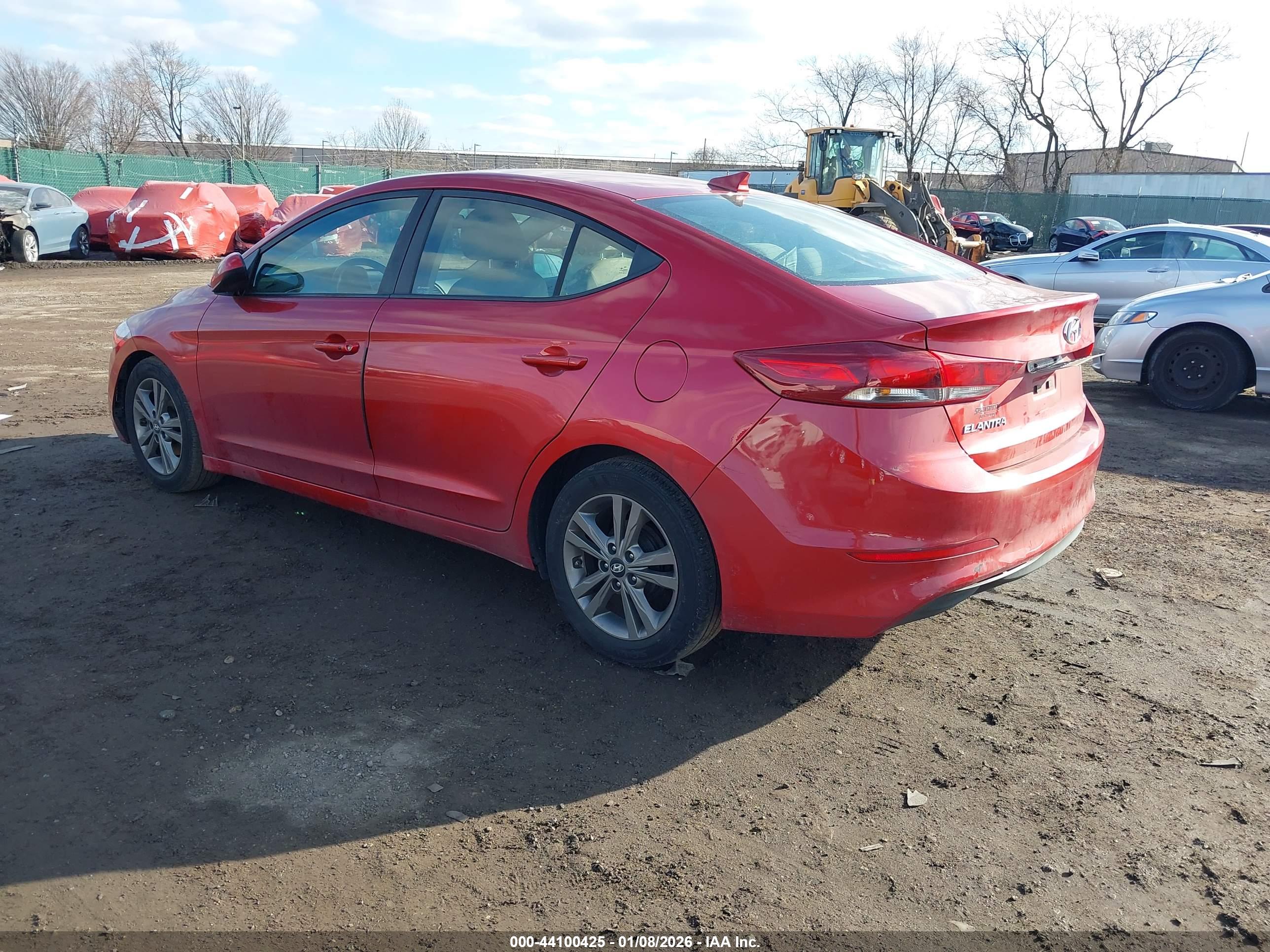 HYUNDAI ELANTRA image 3