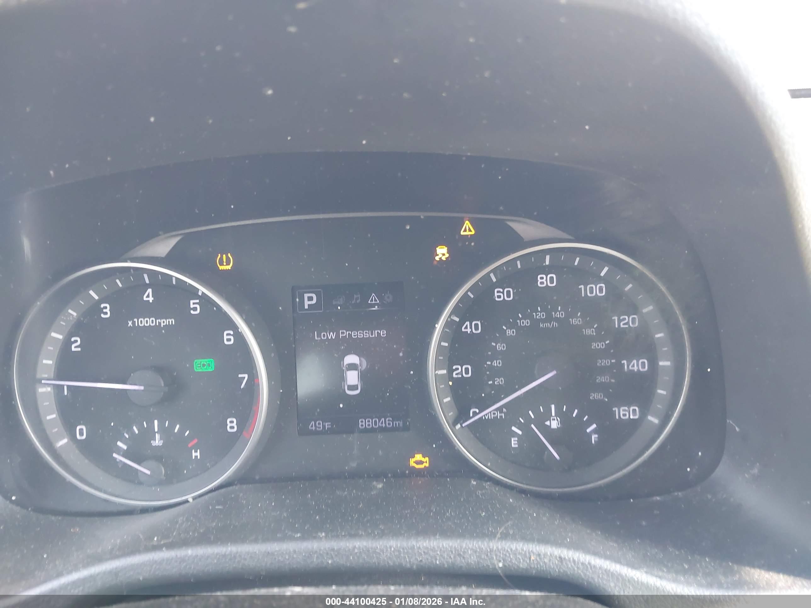 HYUNDAI ELANTRA image 7