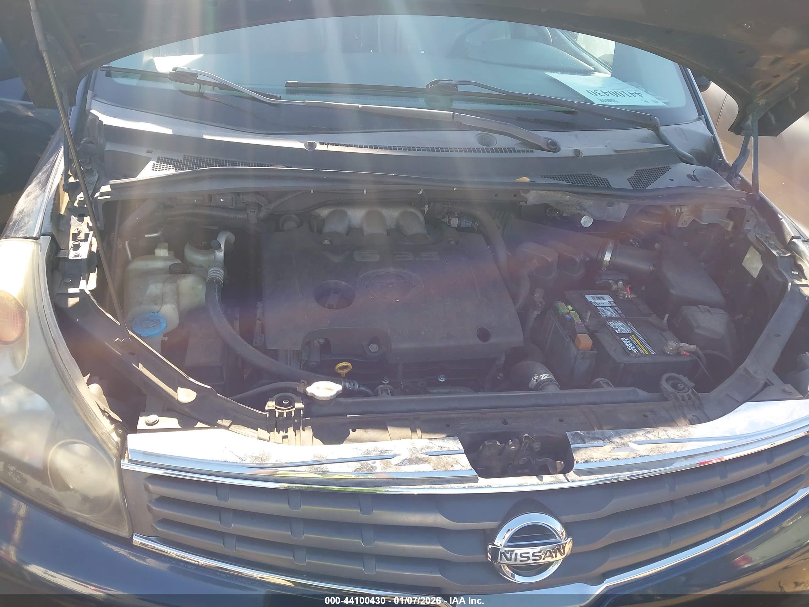 NISSAN QUEST image 10